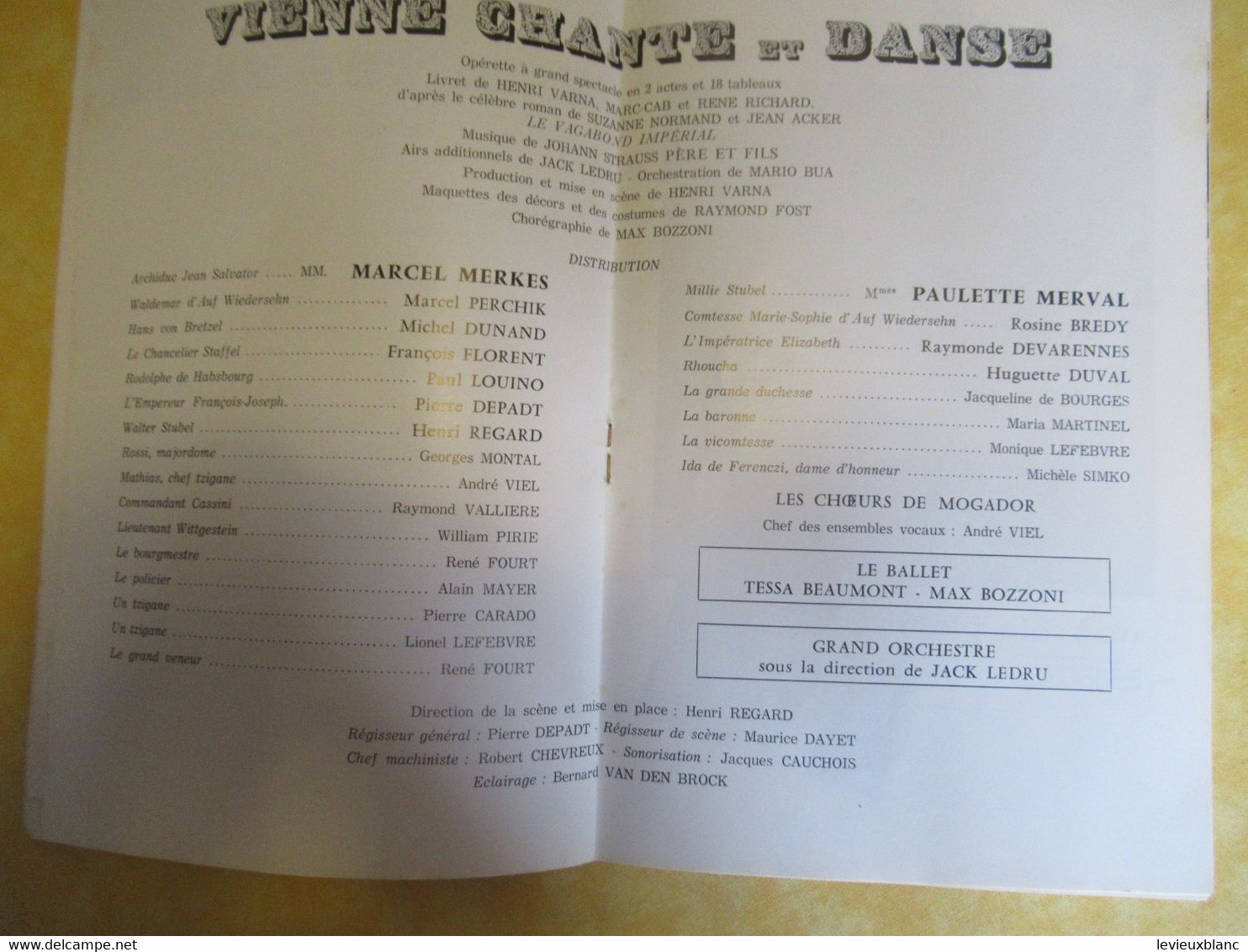 Programme ancien/Théâtre MOGADOR/Henri VARNA/Vienne Chante et Danse/Opérette/1968            PROG321