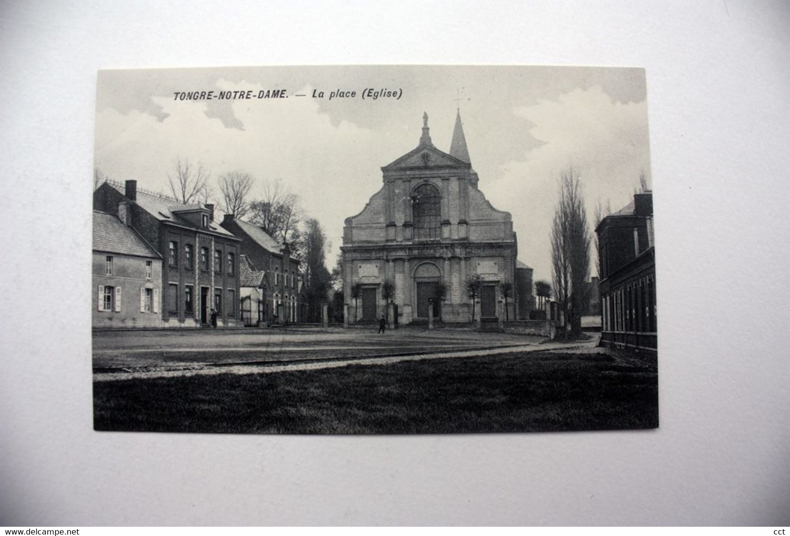 Tongre-Notre-Dame   Chièvres     La Place (Eglise) - Chièvres