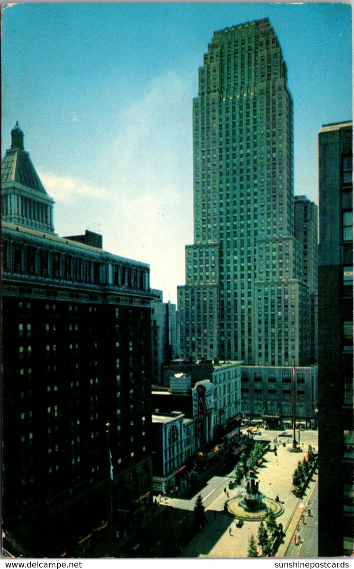 Ohio Cincinnati Fountain Square The Carew Tower - Cincinnati