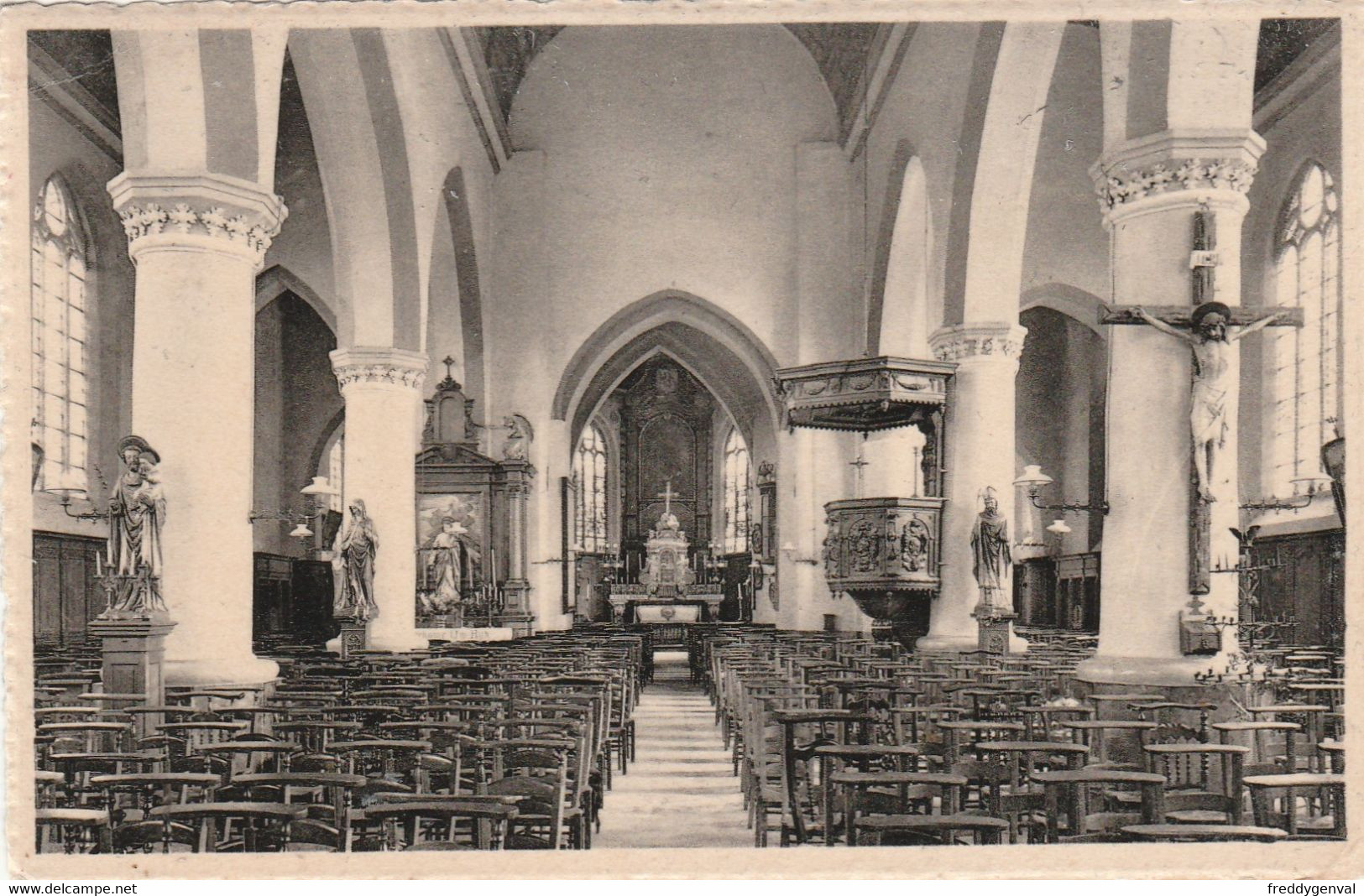 ALVERINGEM  DE KERK BINNENZICHT - Alveringem