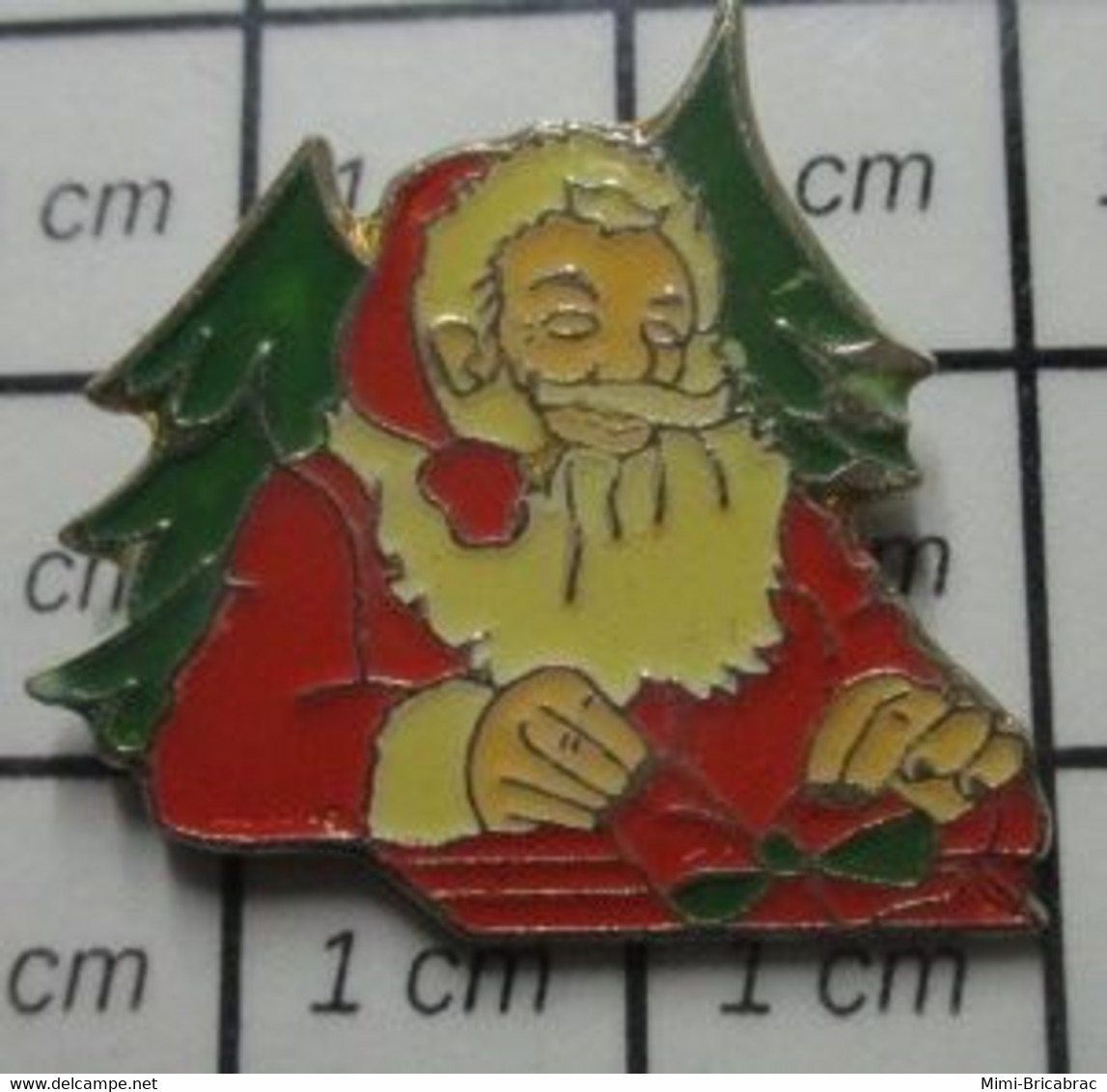 812d Pin's Pins / Beau Et Rare / NOEL / PERE NOEL SAPIN CADEAU - Christmas