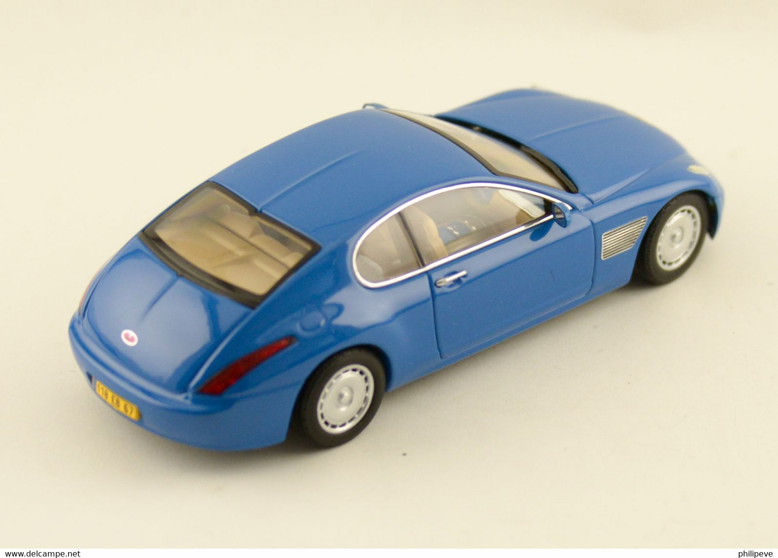 BUGATTI EB 118  Paris 1998 - Auto-Art 1:43 - AutoArt