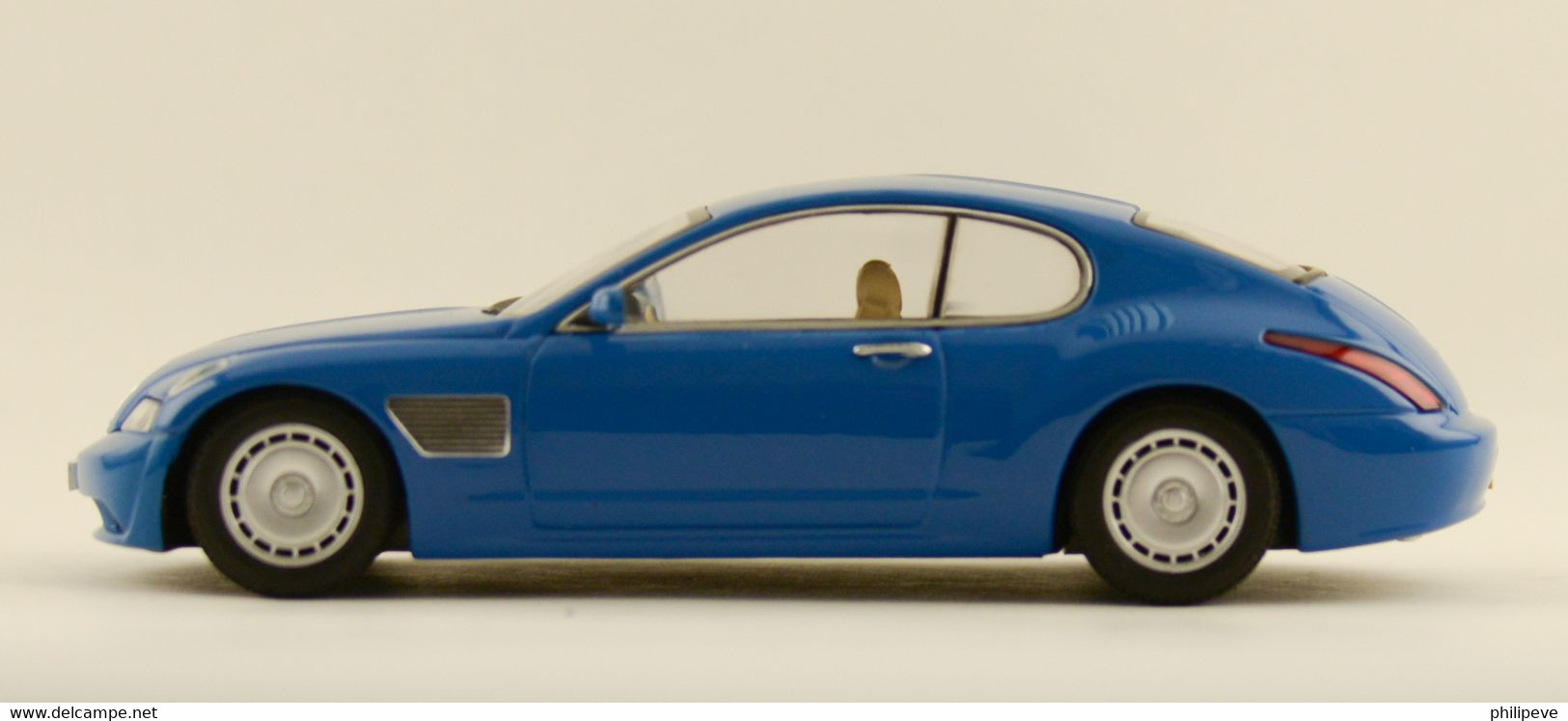 BUGATTI EB 118  Paris 1998 - Auto-Art 1:43 - AutoArt