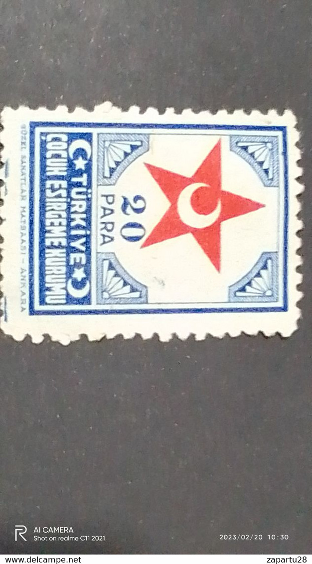 TÜRKEY--YARDIM PULLARI-1940- 50-  ÇOCUK ESİRGEME KURUMU  20P(*) - Timbres De Bienfaisance