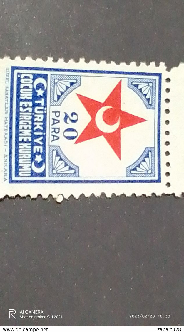 TÜRKEY--YARDIM PULLARI-1940- 50-  ÇOCUK ESİRGEME KURUMU  20P(*) - Timbres De Bienfaisance