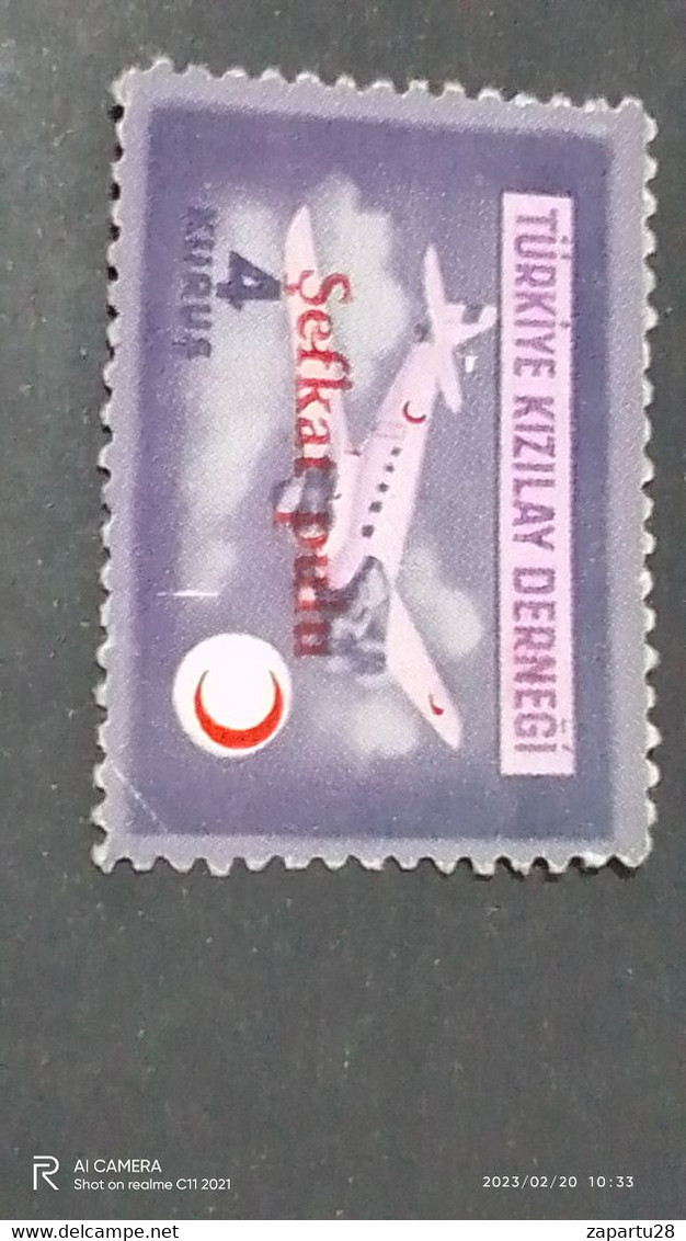 TÜRKEY--YARDIM PULLARI-1940- 50-  KIZILAY DERNEĞİ 4K(*) - Timbres De Bienfaisance