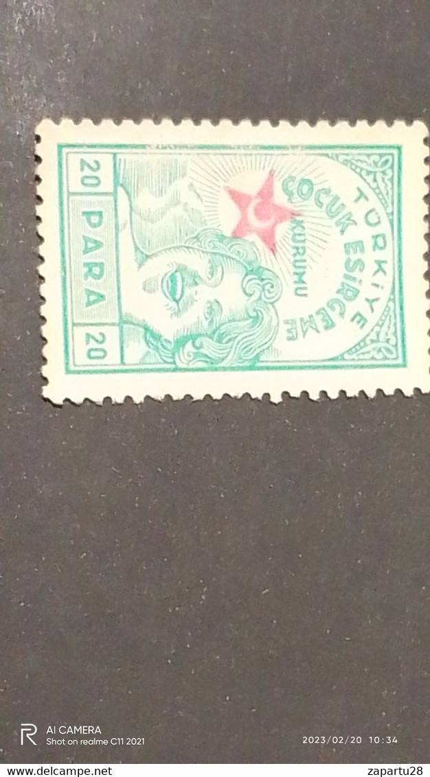 TÜRKEY--YARDIM PULLARI-1940- 50-  ÇOCUK ESİRGEME KURUMU   20P(*) - Timbres De Bienfaisance