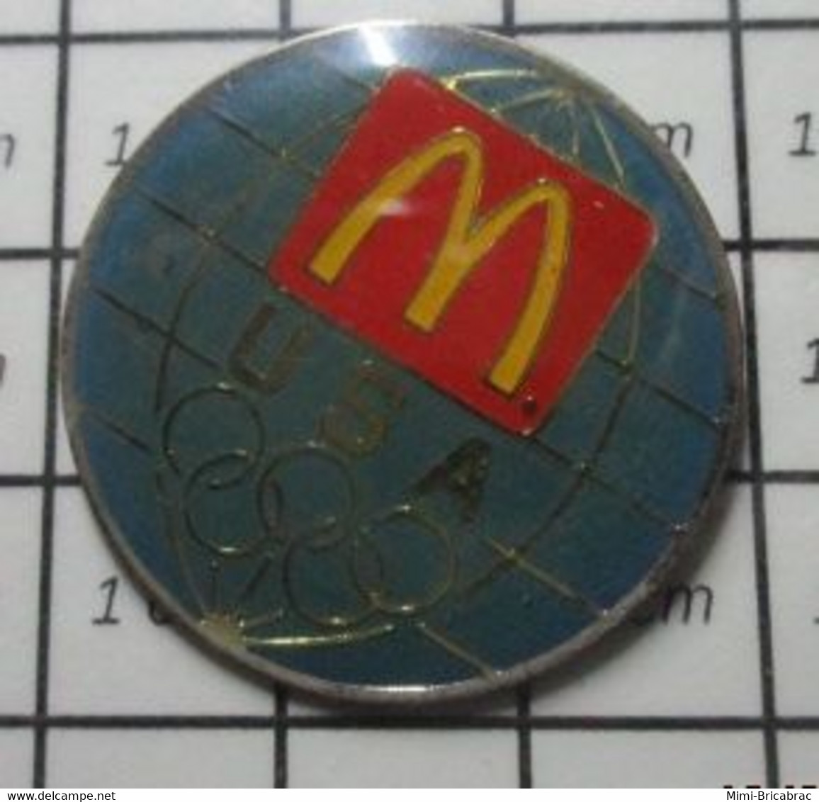 916a Pin's Pins / Beau Et Rare / McDONALD'S / Pin's USA Mc PLANETE GLOBE TERRESTRE ANNEAUX OLYMPIQUES - McDonald's