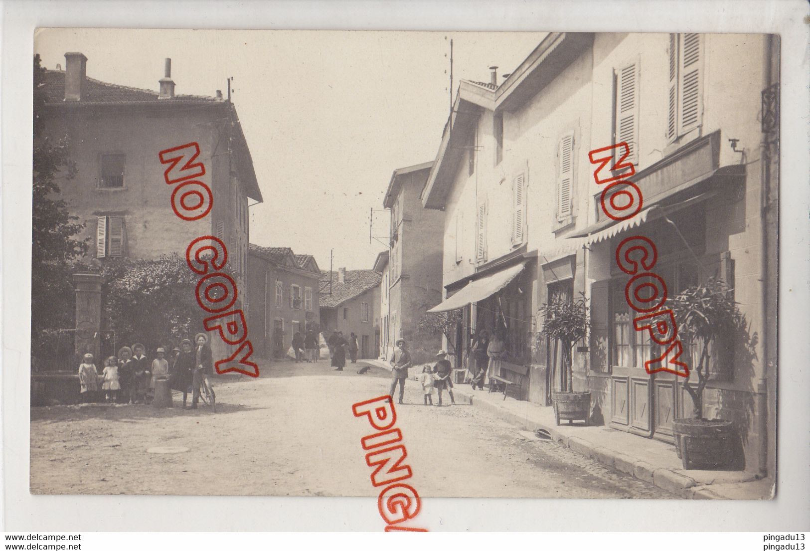 Au Plus Rapide Carte Photo Châtonnay Isère Place Du Centre Non Circulé Circulé Excellent état - Châtonnay