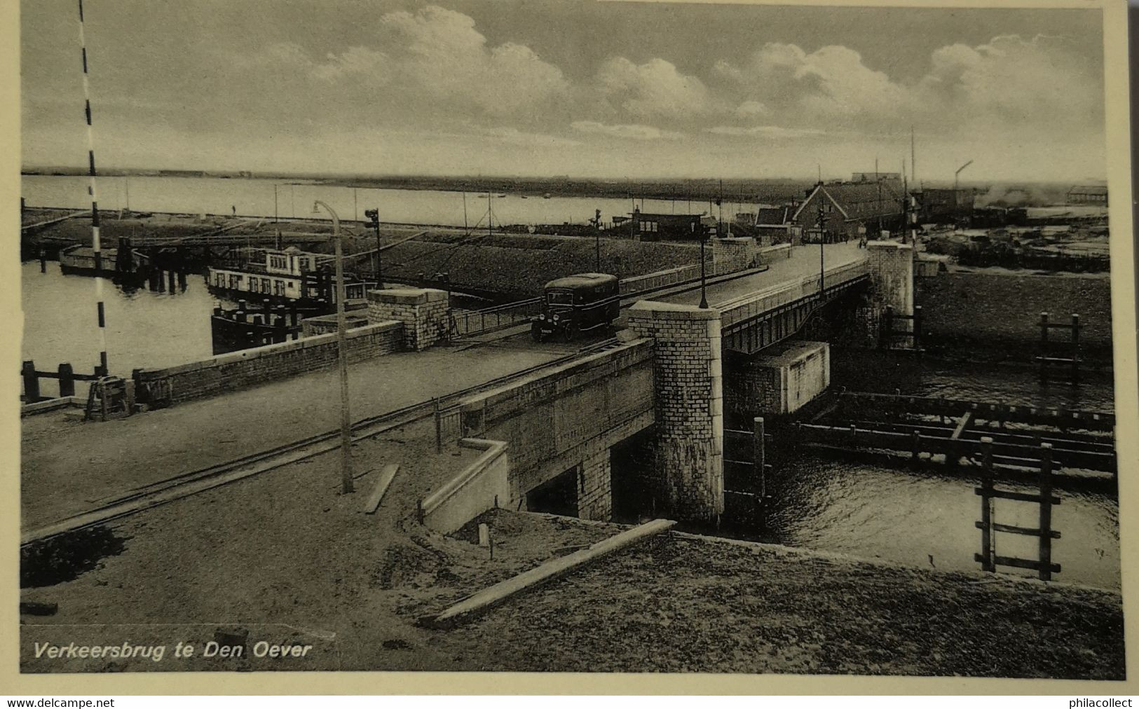 Den Oever (NH) Verkeersbrug (Autobus?) 19?? - Den Oever (& Afsluitdijk)