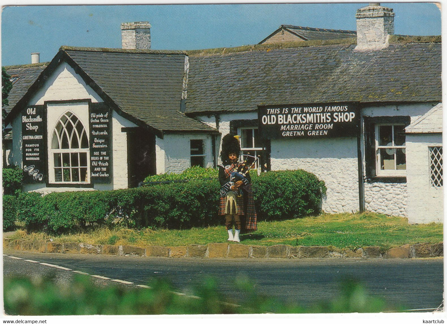 The Famous Old Blacksmith's Shop, Gretna Green - (Scotland) - (Bagpiper) - Dumfriesshire