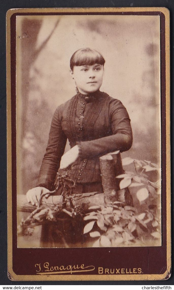 PHOTO CDV  * BELLE FILLE RICHE - MODE FEMININE STYLE VICTORIEN - LADY VICTORIAN DRESS  - PHOTO LEVAQUE BRUXELLES - Old (before 1900)