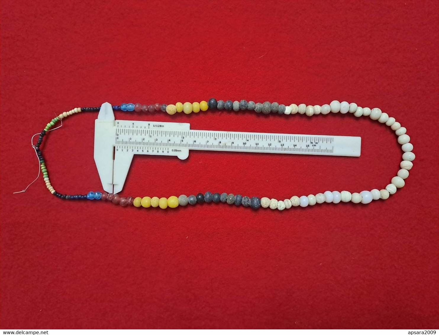 CAMBODGE / CAMBODIA/ Ancient Khmer String Beads - Collane/Catenine