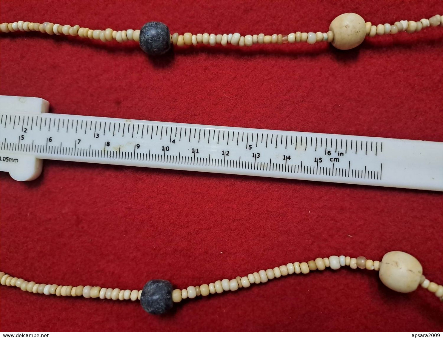 CAMBODGE / CAMBODIA/ Ancient Khmer String Beads - Kettingen