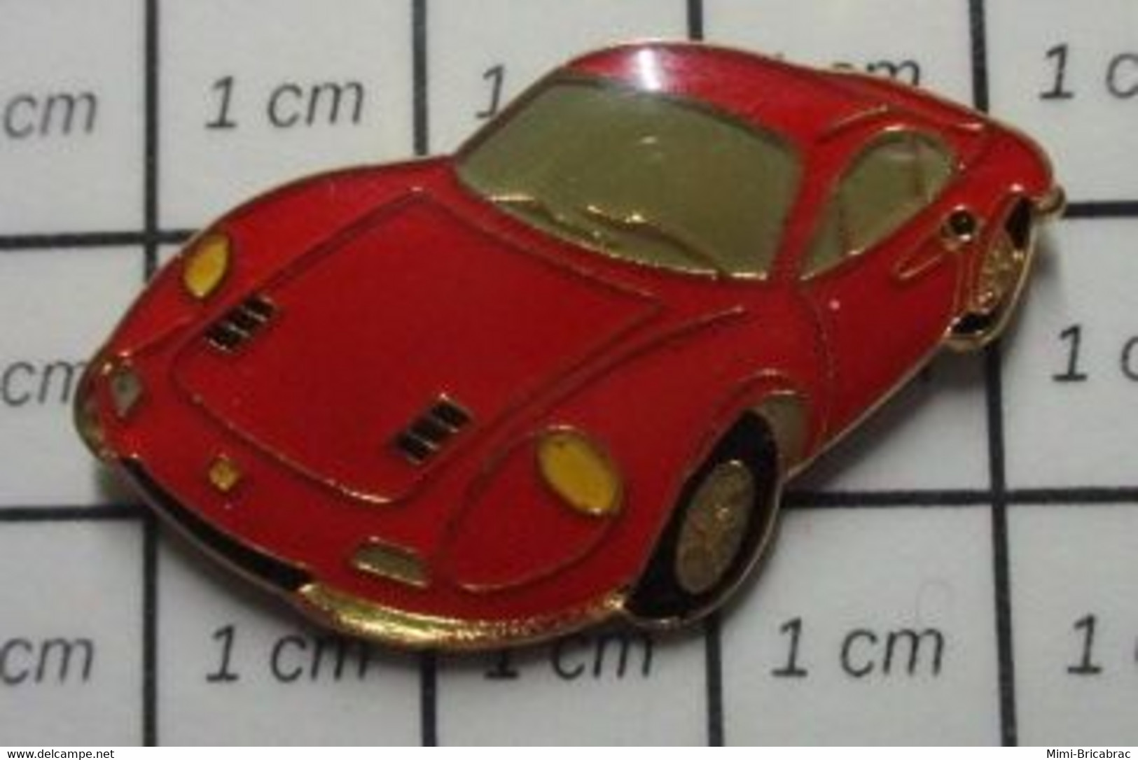 812e Pin's Pins / Beau Et Rare / AUTOMOBILES /  FERRARI ROUGE MODELE A IDE - Ferrari