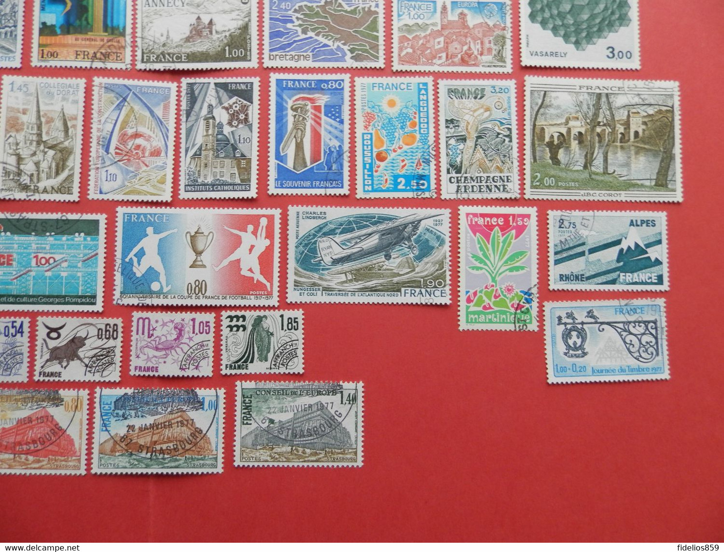 FRANCE OBLITERES LUXE : ANNEE COMPLETE 1977 SOIT 48 TIMBRES POSTE DIFFERENTS + PA 50 + PREOS 146/49 + SERVICE 53/55 - 1970-1979