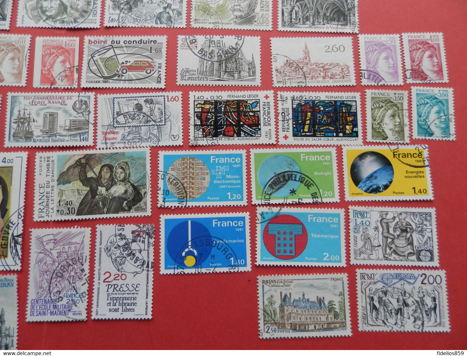 FRANCE OBLITERES LUXE : ANNEE COMPLETE 1981 SOIT 60 TIMBRES POSTE DIFFERENTS + PA 54/55 + PREOS 170/73 - 1980-1989