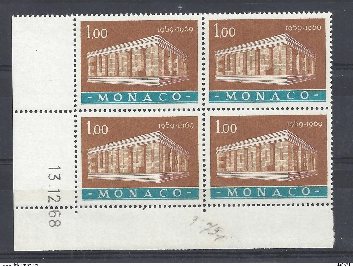 MONACO N° 791 - Bloc De 4 COIN DATE - NEUF SANS CHARNIERE - 13/12/68 - Unused Stamps