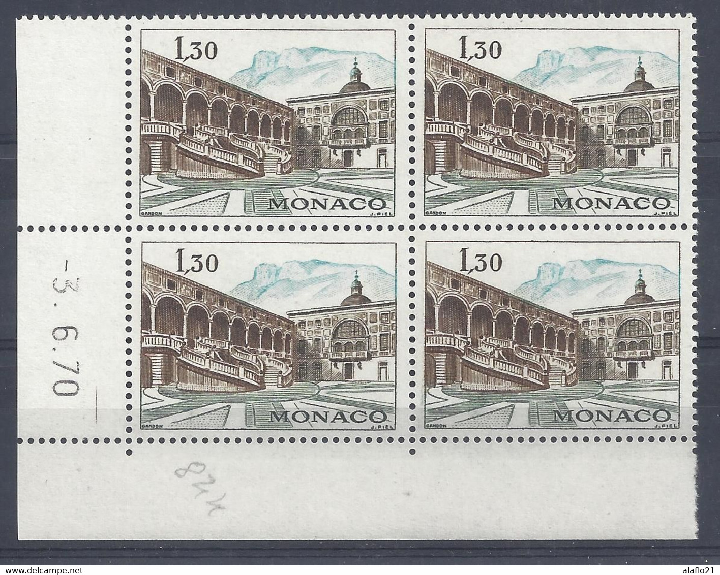 MONACO N° 844 - Bloc De 4 COIN DATE - NEUF SANS CHARNIERE - 3/6/70 - Unused Stamps