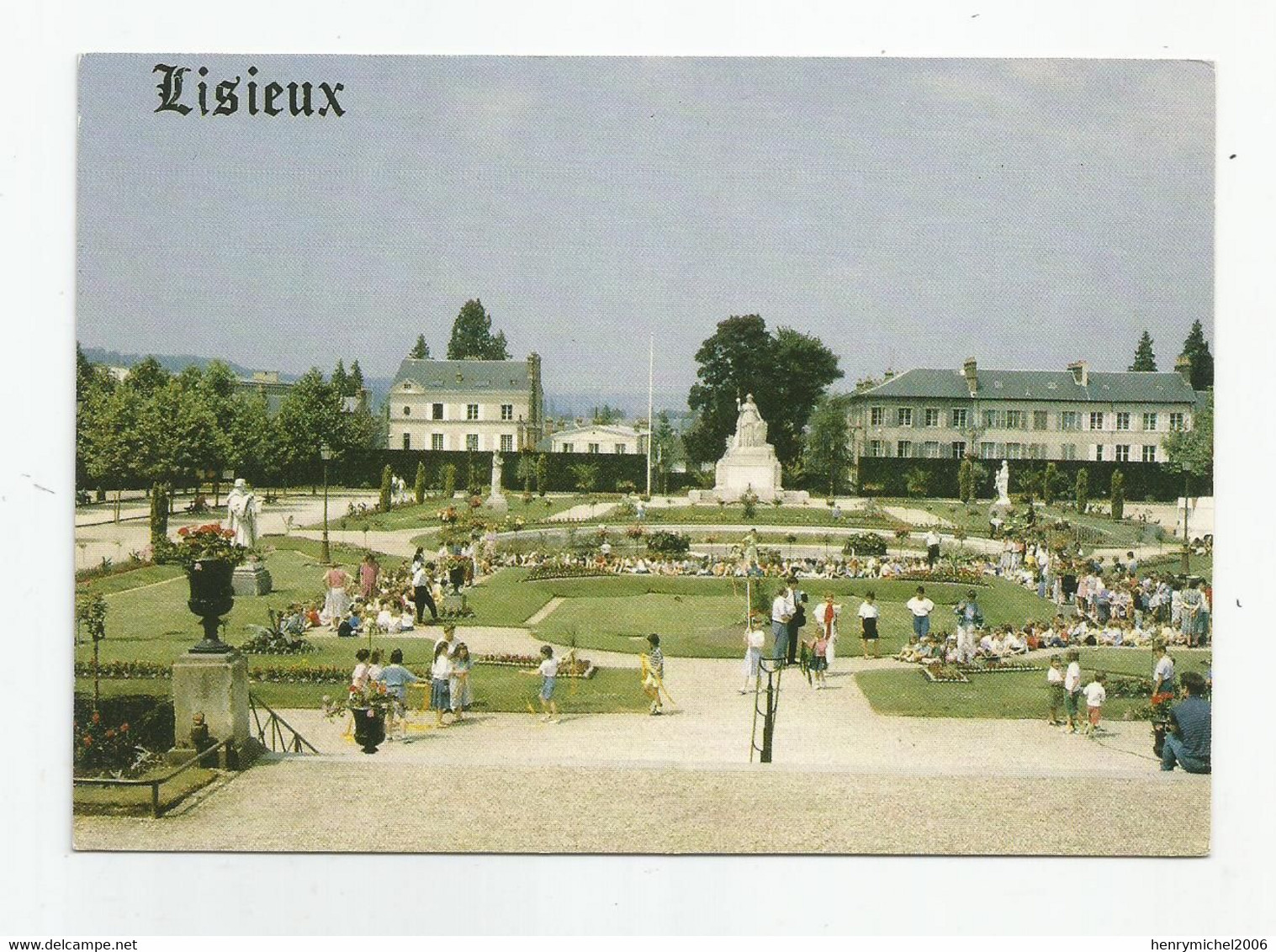 14 Calvados Lisieux Le Jardin Public Animé - Lisieux