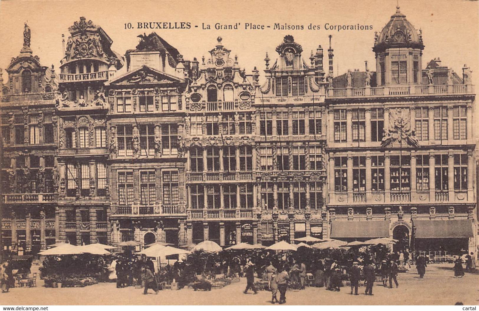 BRUXELLES - La Grand'Place - Maisons Des Corporations - Places, Squares