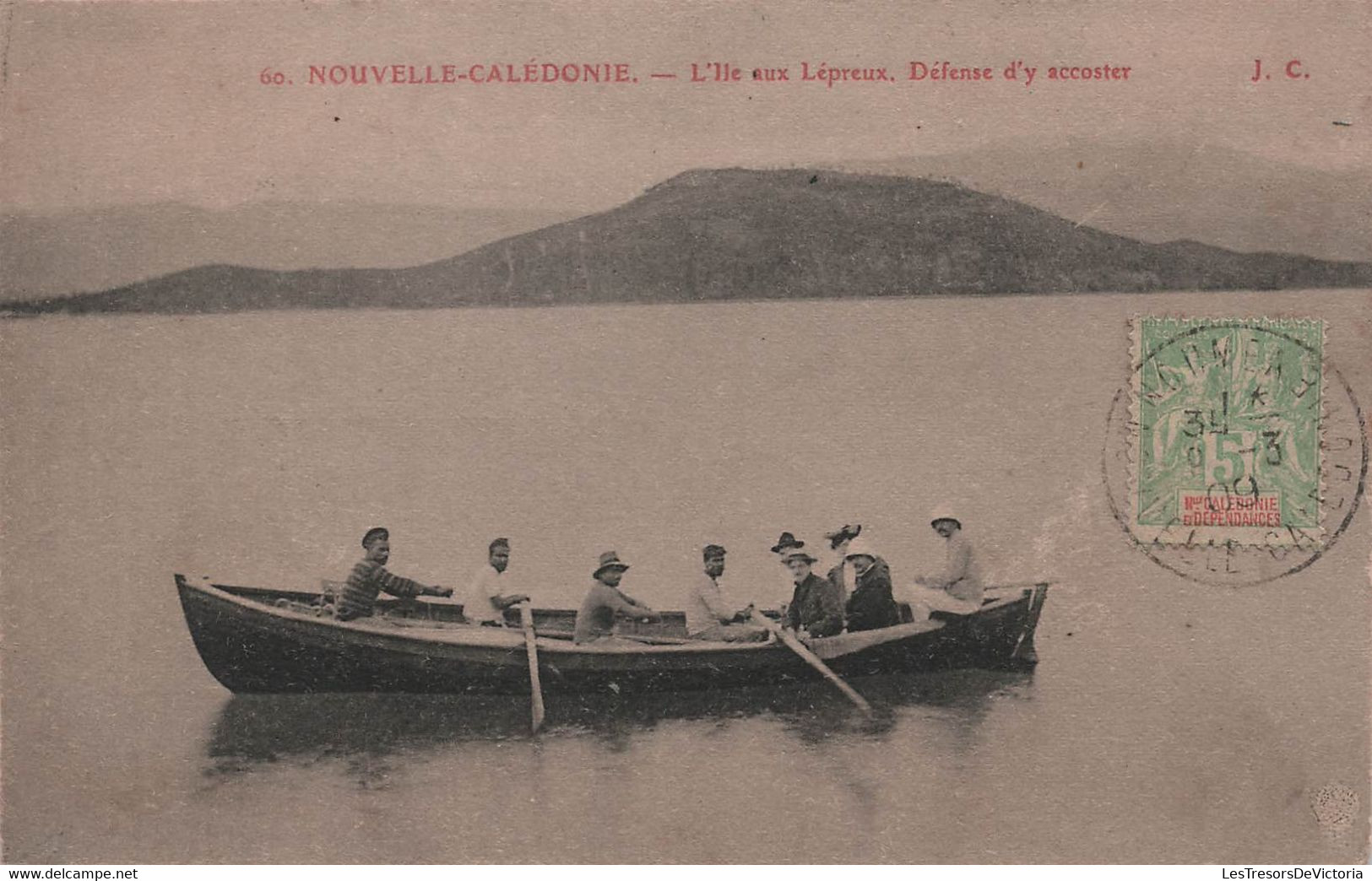 Nouvelle Calédonie - L'ILE Aux LEPREUX - Défense D'y Accoster- Barques Et Rameurs - Carte Postale Ancienne - Nieuw-Caledonië