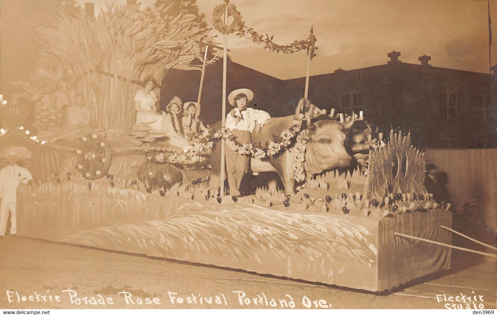 ETATS-UNIS - OR - Oregon - Portland - Electric Parade Rose Festival - Ox Hitch - Photo-Carte - Portland