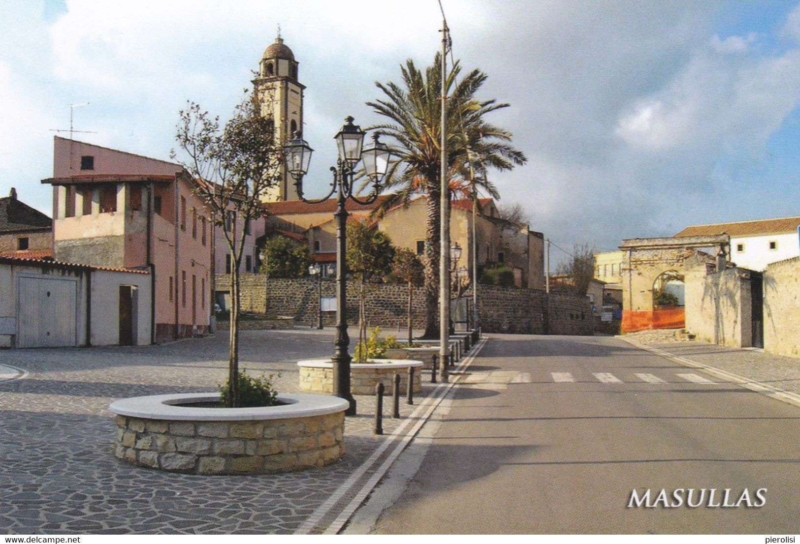 (P725) - MASULLAS (Oristano) - Piazza Pinna - Oristano