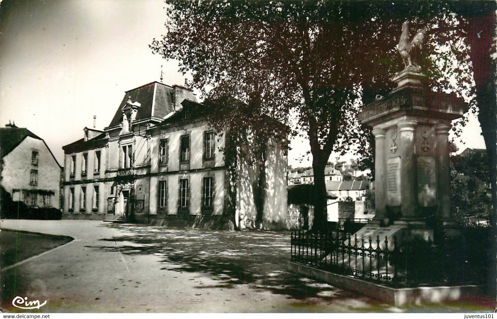 CPSM Aignay Le Duc-La Mairie Et Le Monument      L2079 - Aignay Le Duc