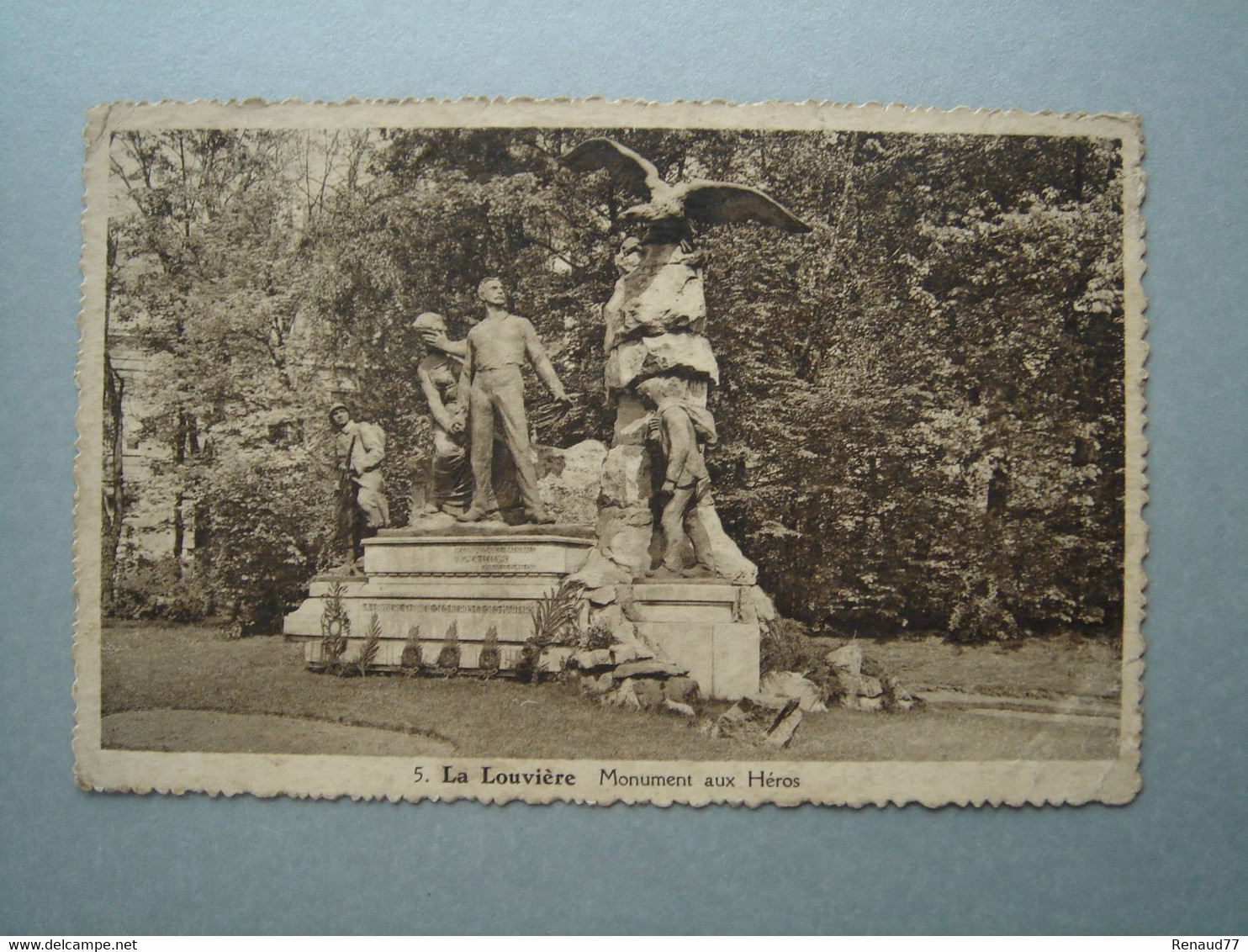 La Louvière - Monument Aux Héros - La Louvière