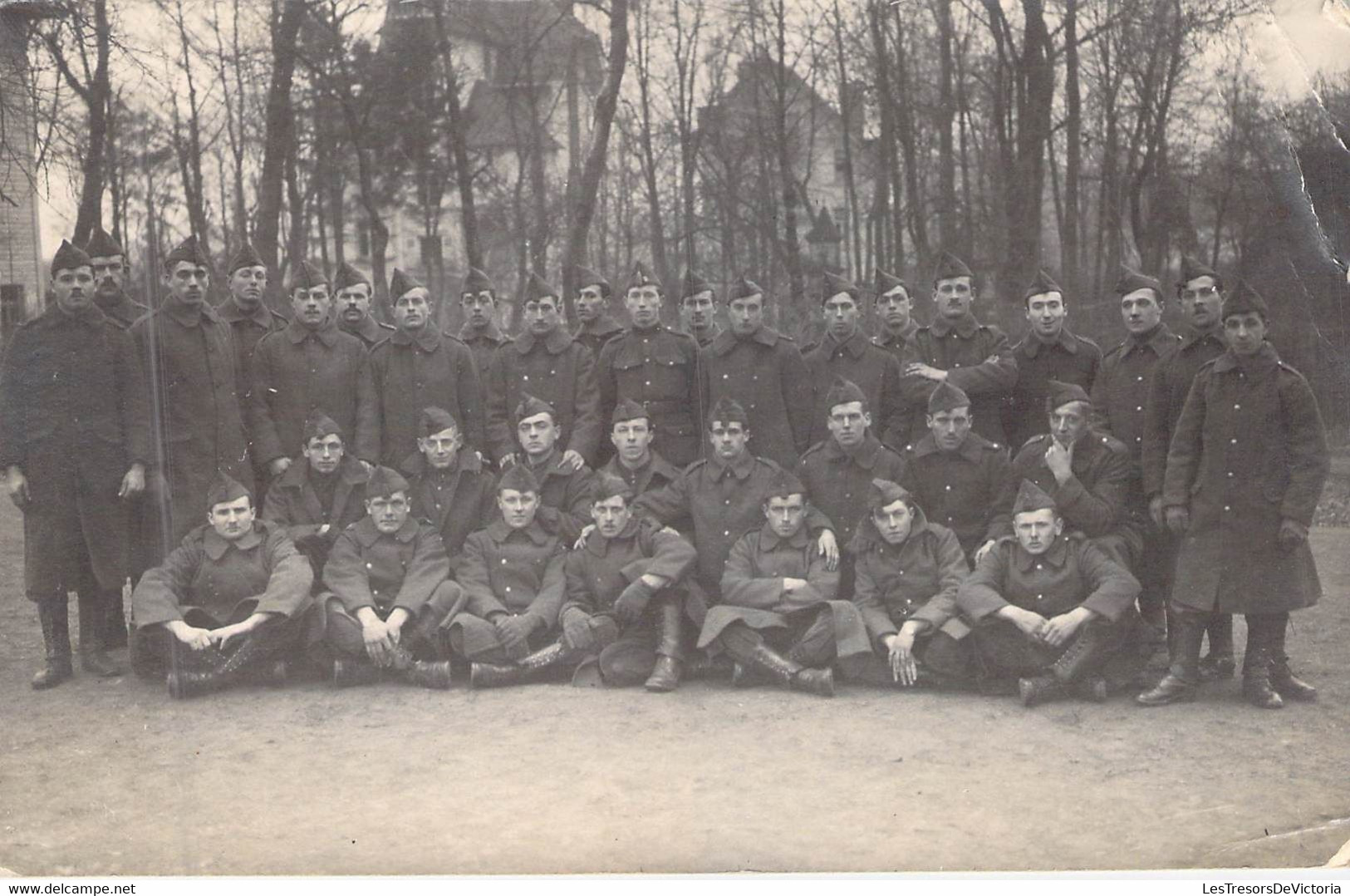 Photographie Militaria - Régiment à Identifier - Ceinture - Carte Postale Ancienne - Regimente