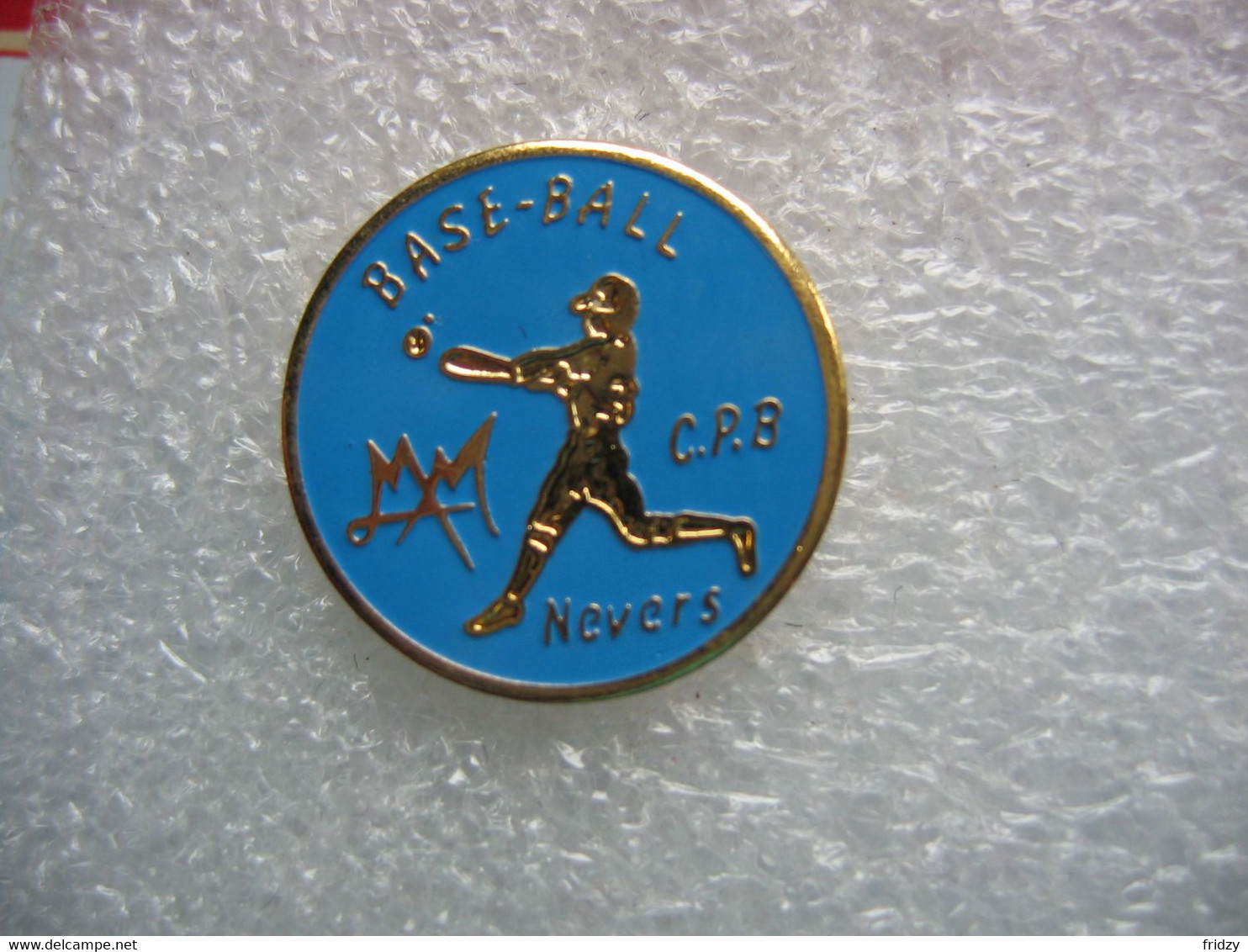 Pin's Du Club De Baseball  De La Société CPB Forets ( Groupement Forestier) à NEVERS (Dépt 58) - Béisbol