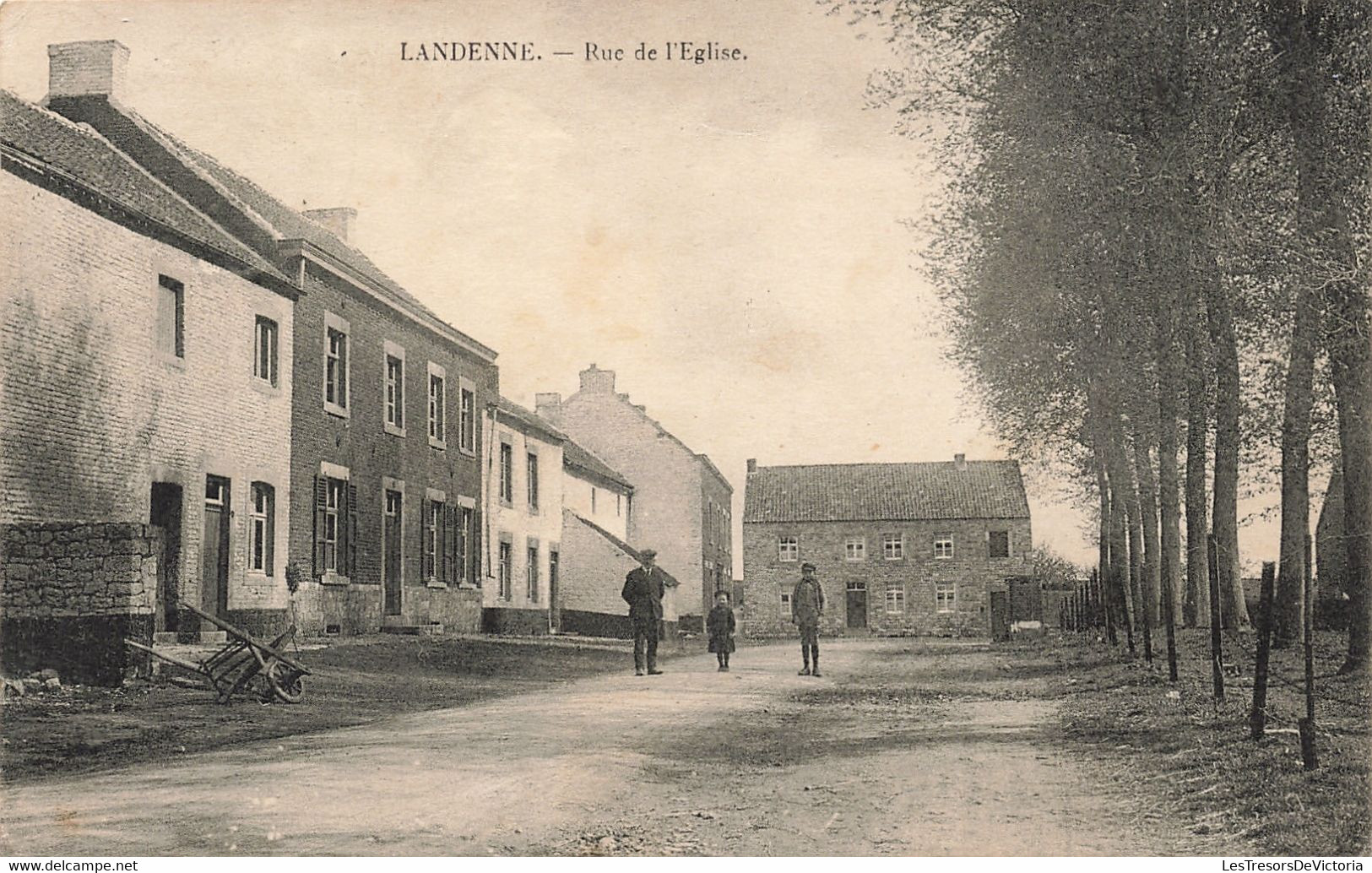 Belgique - Landenne - Rue De L'église - Animé - Phototypie Pinon - Oblitéré Landen 1923 - Carte Postale Ancienne - Namur