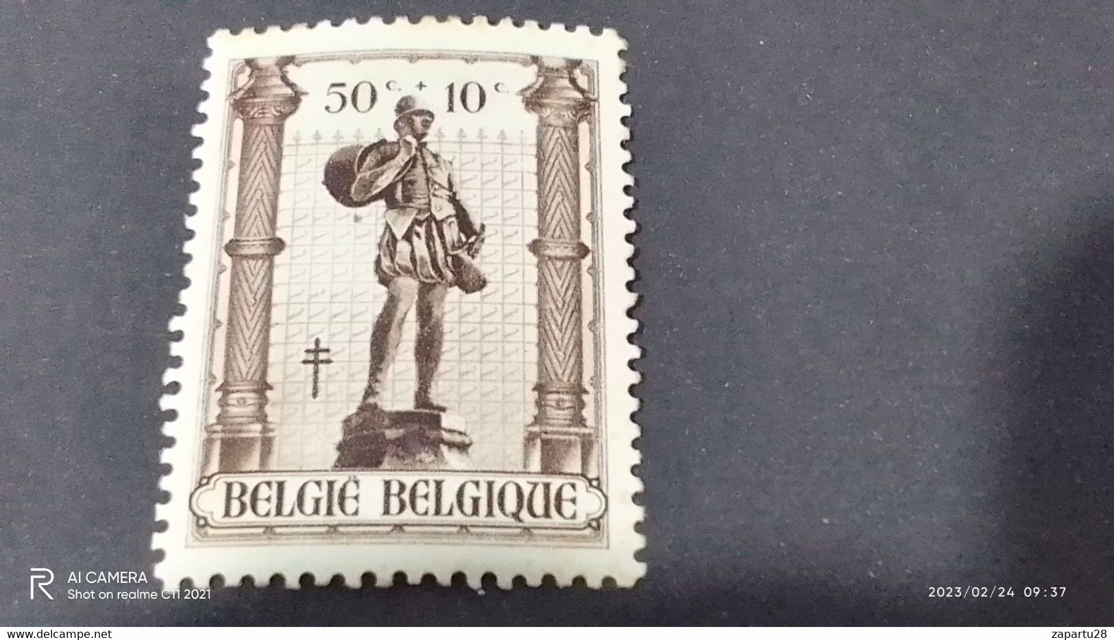 BELÇİKA--1941-51    50+10C     DAMGASIZ - Neufs