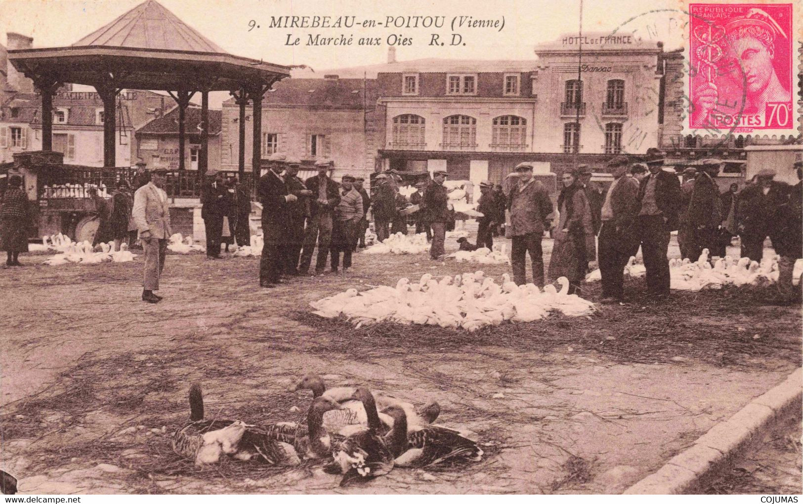 86 - MIREBEAU EN POITOU - S10993 - Le Marché Aux Oies - Agriculture - L1 - Mirebeau