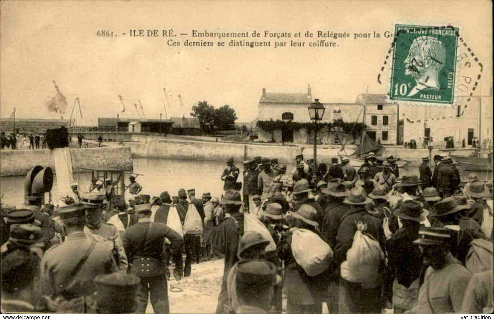 BAGNES - Carte Postale De L'Embarquement Des Bagnards Pour La Guyane à L' île De Ré - L 141006 - Gefängnis & Insassen