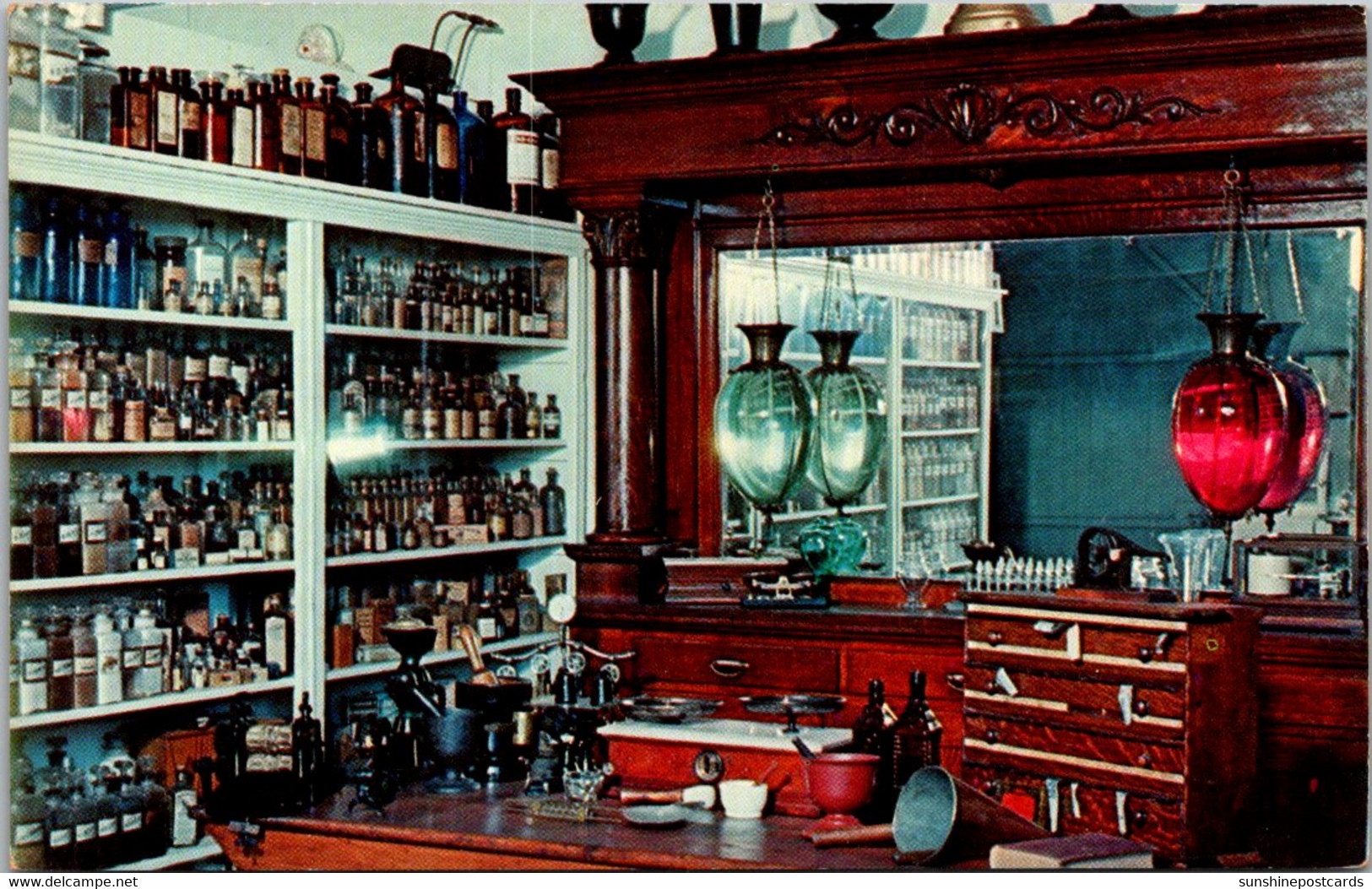 Nebraska Minden Harold Warp's Pioneer Village Interior Of Drugstore Prior To 1900 - Otros & Sin Clasificación