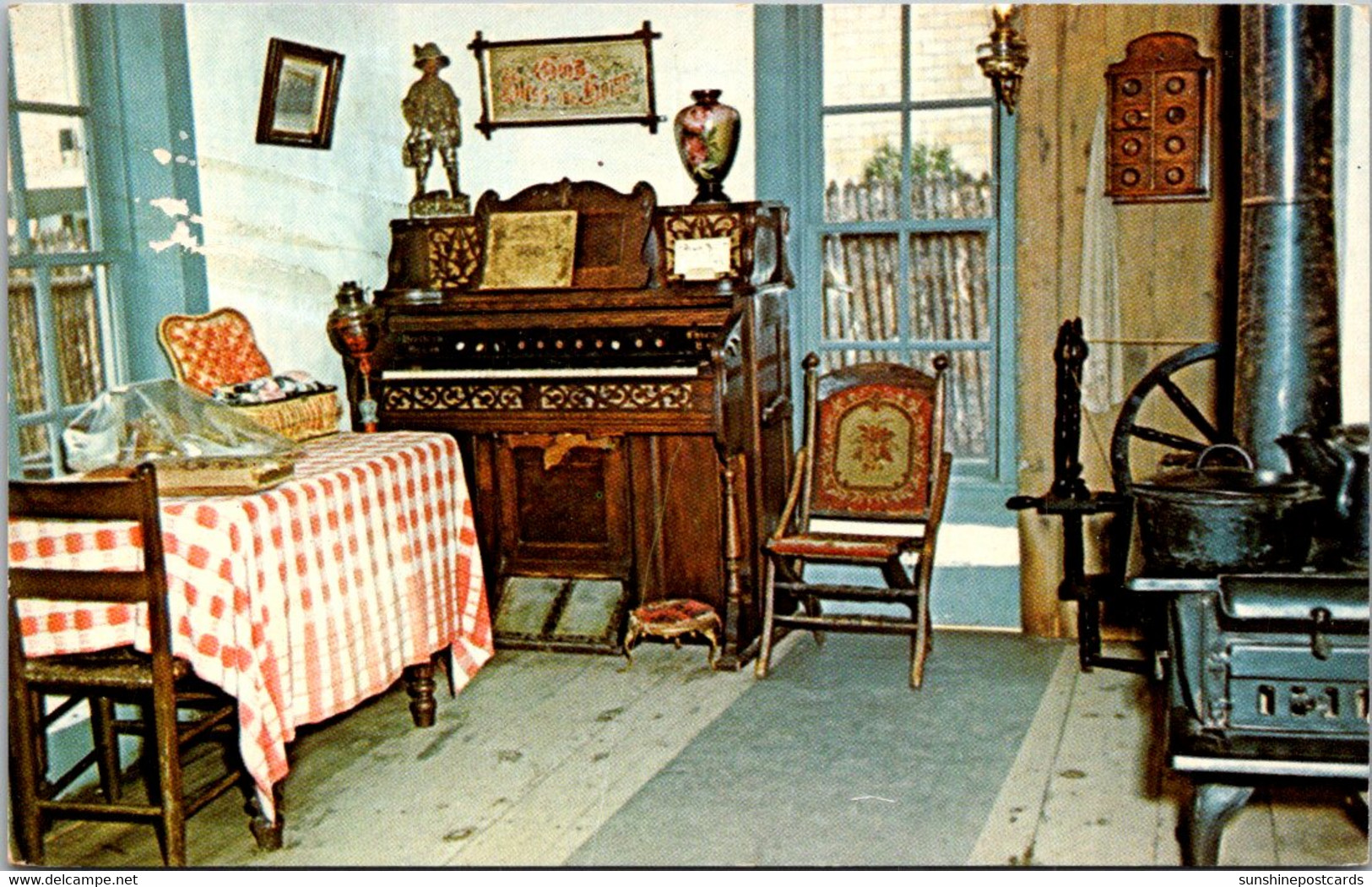 Nebraska Minden Harold Warp's Pioneer Village Elm Creek Indian Fort Kitchen Interior View - Autres & Non Classés