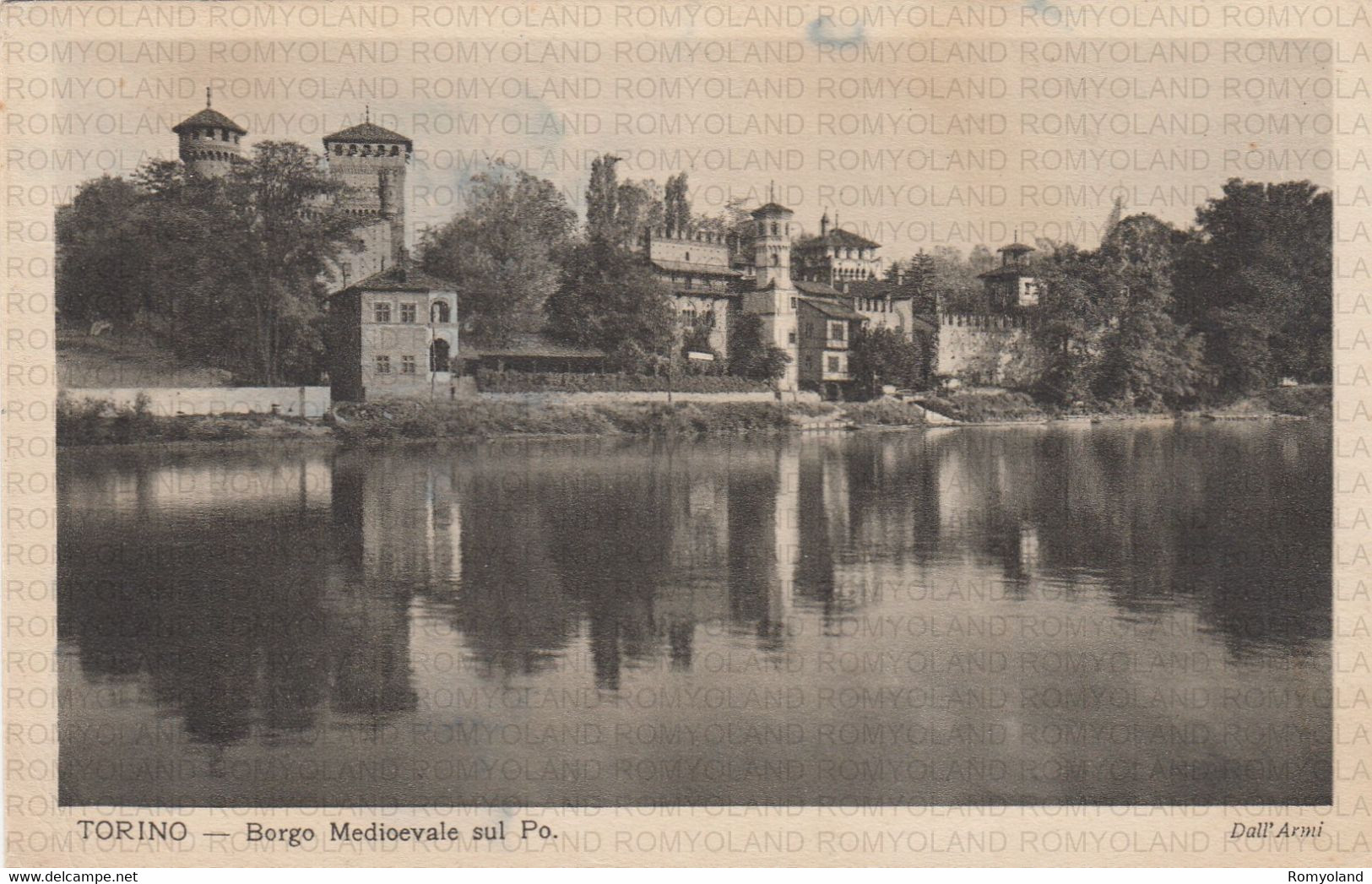 CARTOLINA  TORINO,PIEMONTE,BORGO MEDIOEVALE SUL PO-STORIA,MEMORIA,CULTURA,RELIGIONE,BOLLO STACCATO,VIAGGIATA - Fiume Po