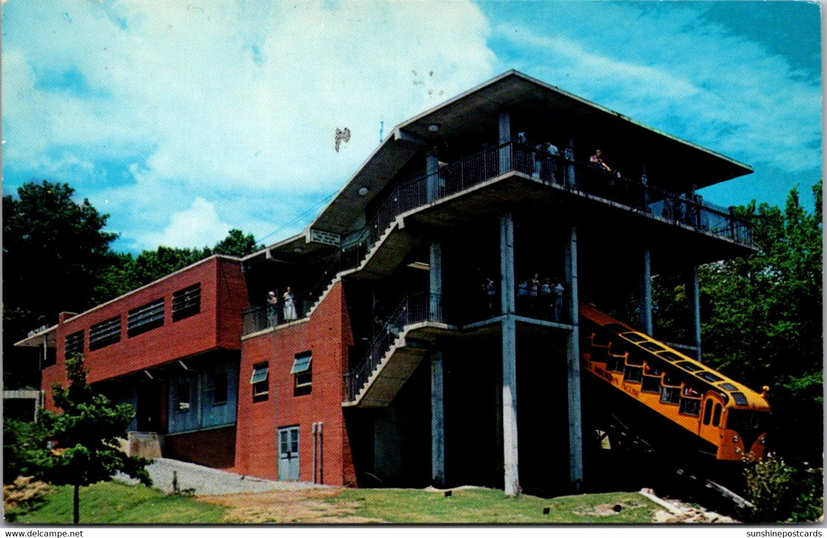 Tennessee Chattanooga Lookout Mountain Incline Car And Station At VThe Top 1973 - Chattanooga