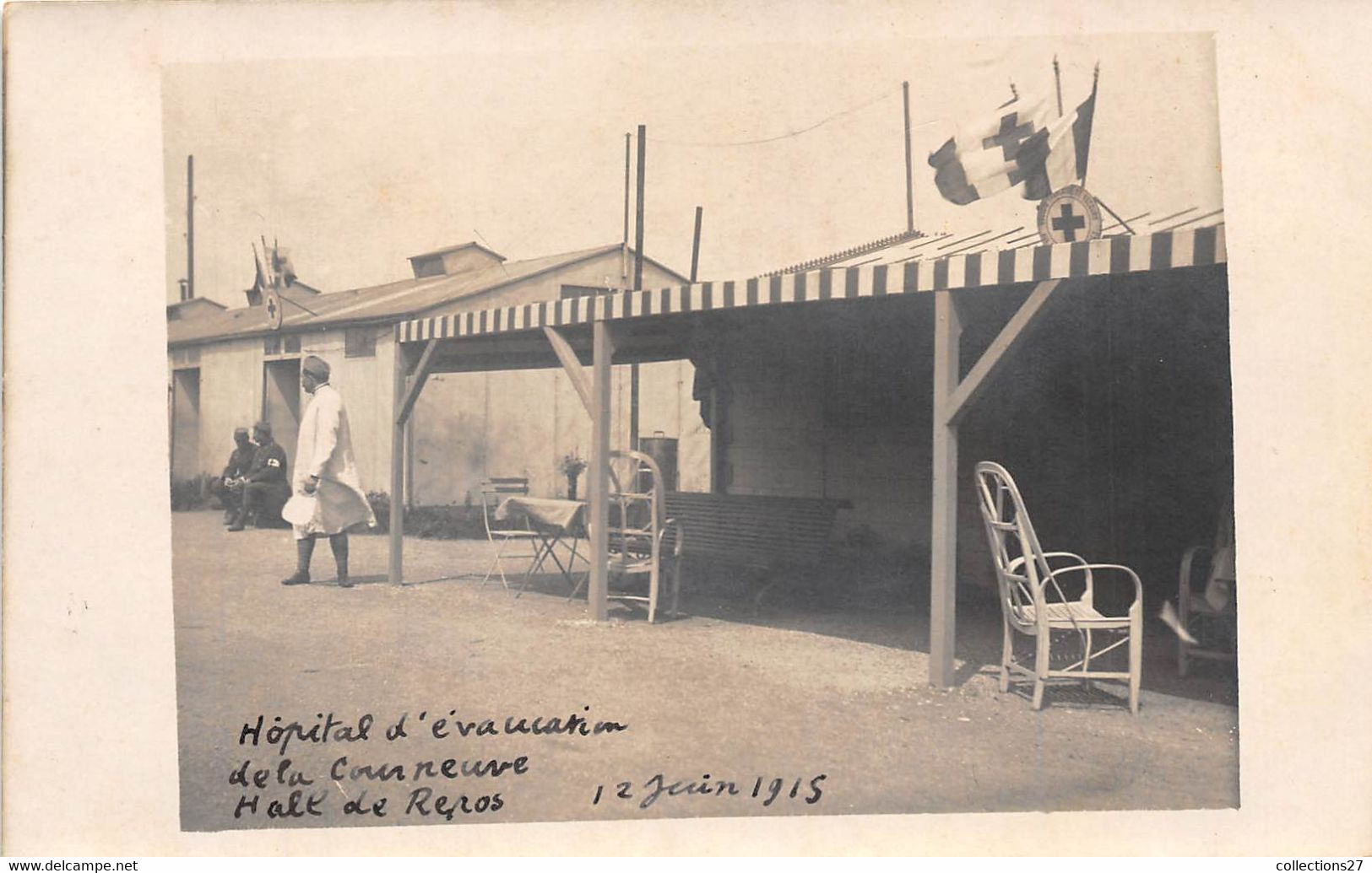 93-LA-COURNEUVE- CARTE-PHOTO-MILITAIRE- HÔPITAL D'EVACUTION DE LA COURNEUVE -HALL DE REPOS JUIN 1915 - La Courneuve