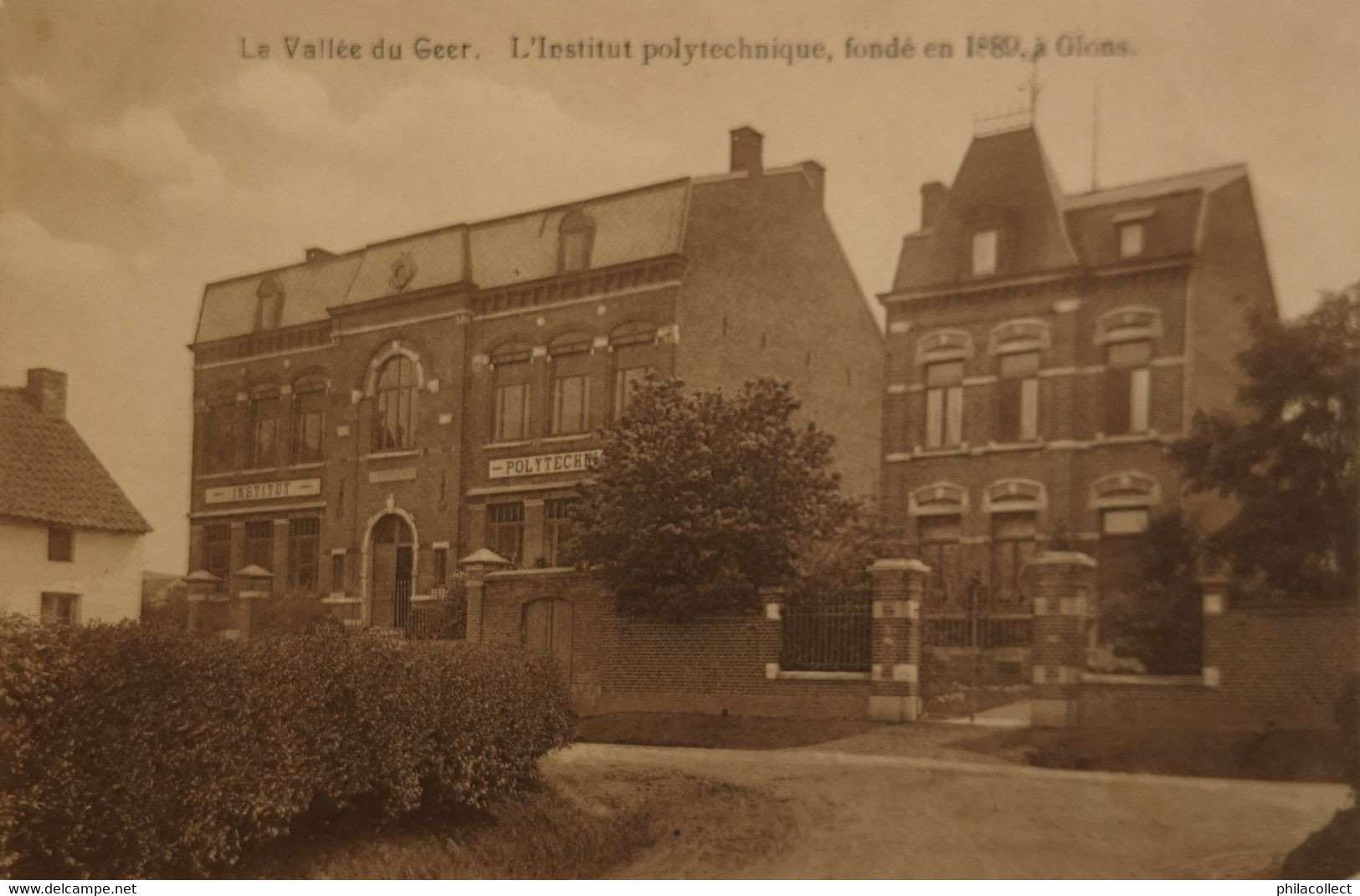 Glons (la Vallee Du Geer) L' Institut Polytechnique - Fonde En 1889 A Glons 19?? - Geer