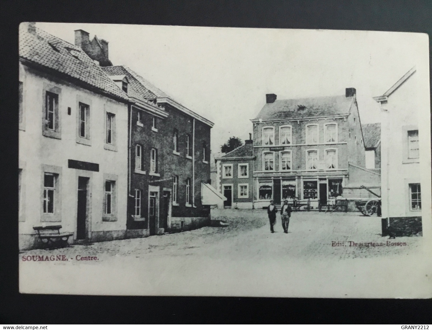 SOUMAGNE « CENTRE 1900 »PANORAMA,ANIMÉE,PHARMACIE. - Soumagne