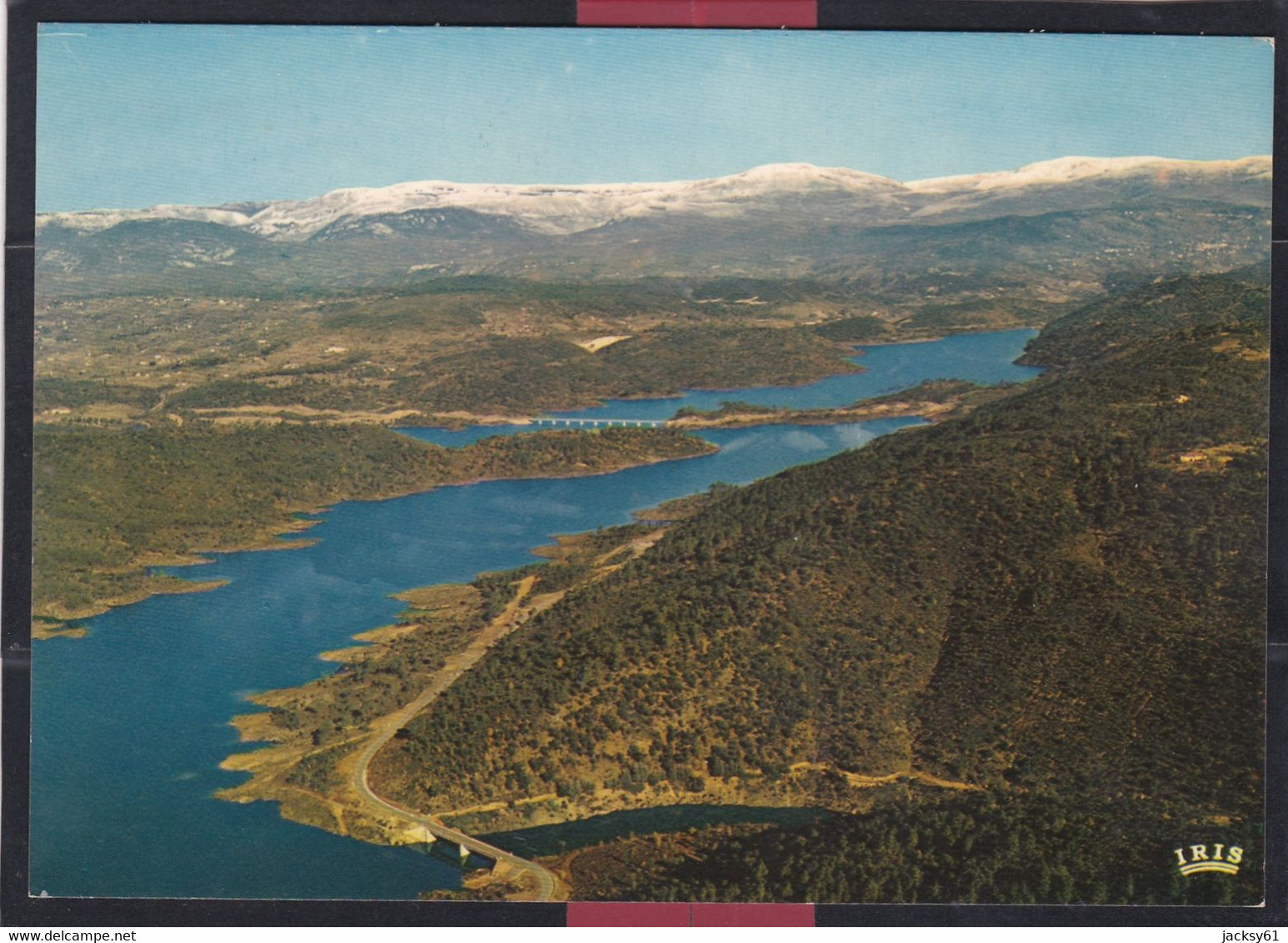 83 - Montauroux - Le Lac De Saint Cassien, Au Loin, Les Alpes Enneigées - Montauroux