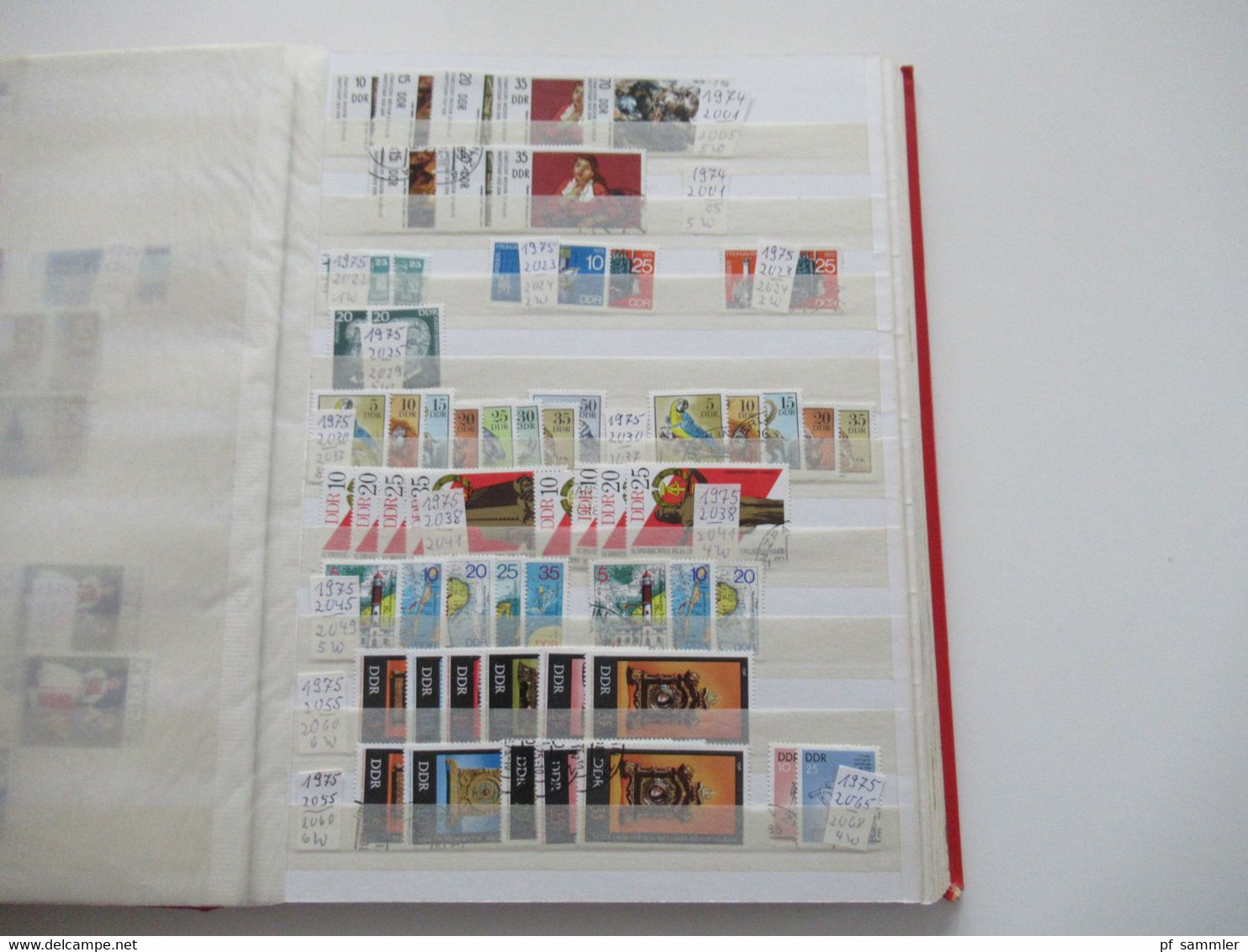 Steckbuch / Album DDR 1970 - 1979 größtenteils doppelt geführe Sammlung / postftisch und gestempelt. Stöberposten