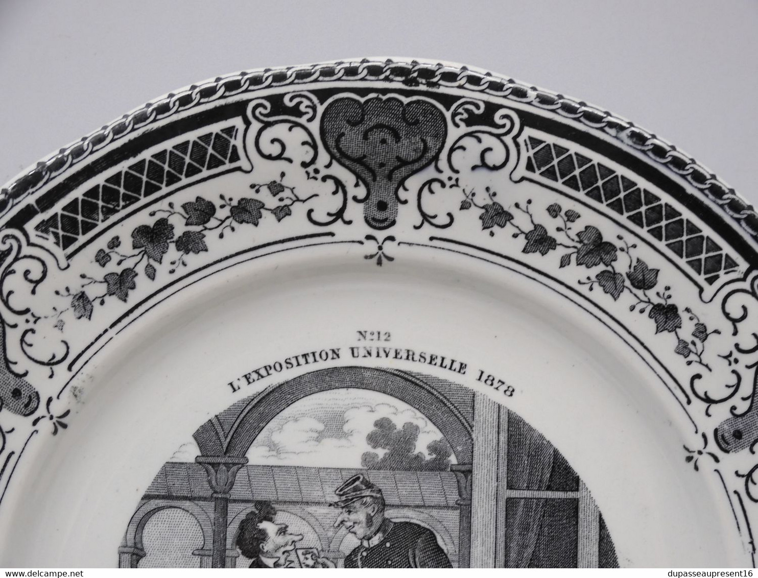 *PETITE ASSIETTE CERAMIQUE CREIL & MONTEREAU EXPOSITION UNIVERSELLE 1878 N 12  E - Creil Montereau (FRA)