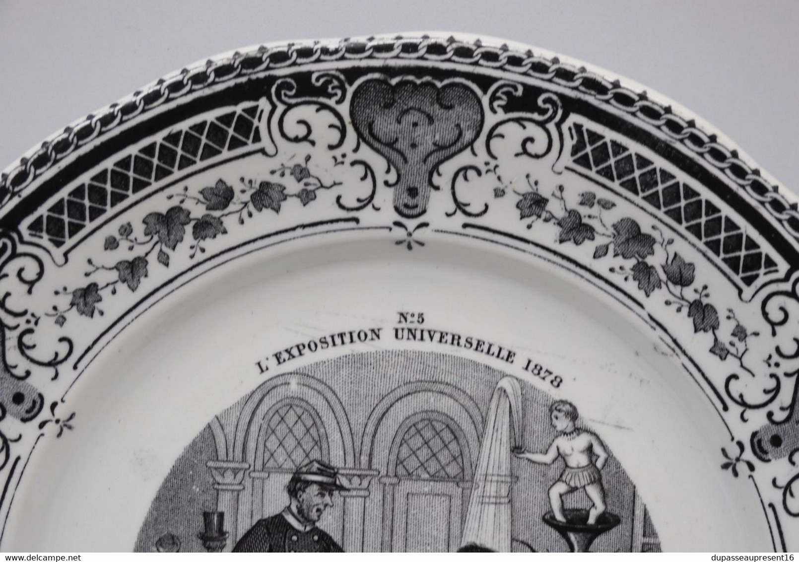 *PETITE ASSIETTE CERAMIQUE CREIL & MONTEREAU EXPOSITION UNIVERSELLE 1878 N° 5  E - Creil Montereau (FRA)