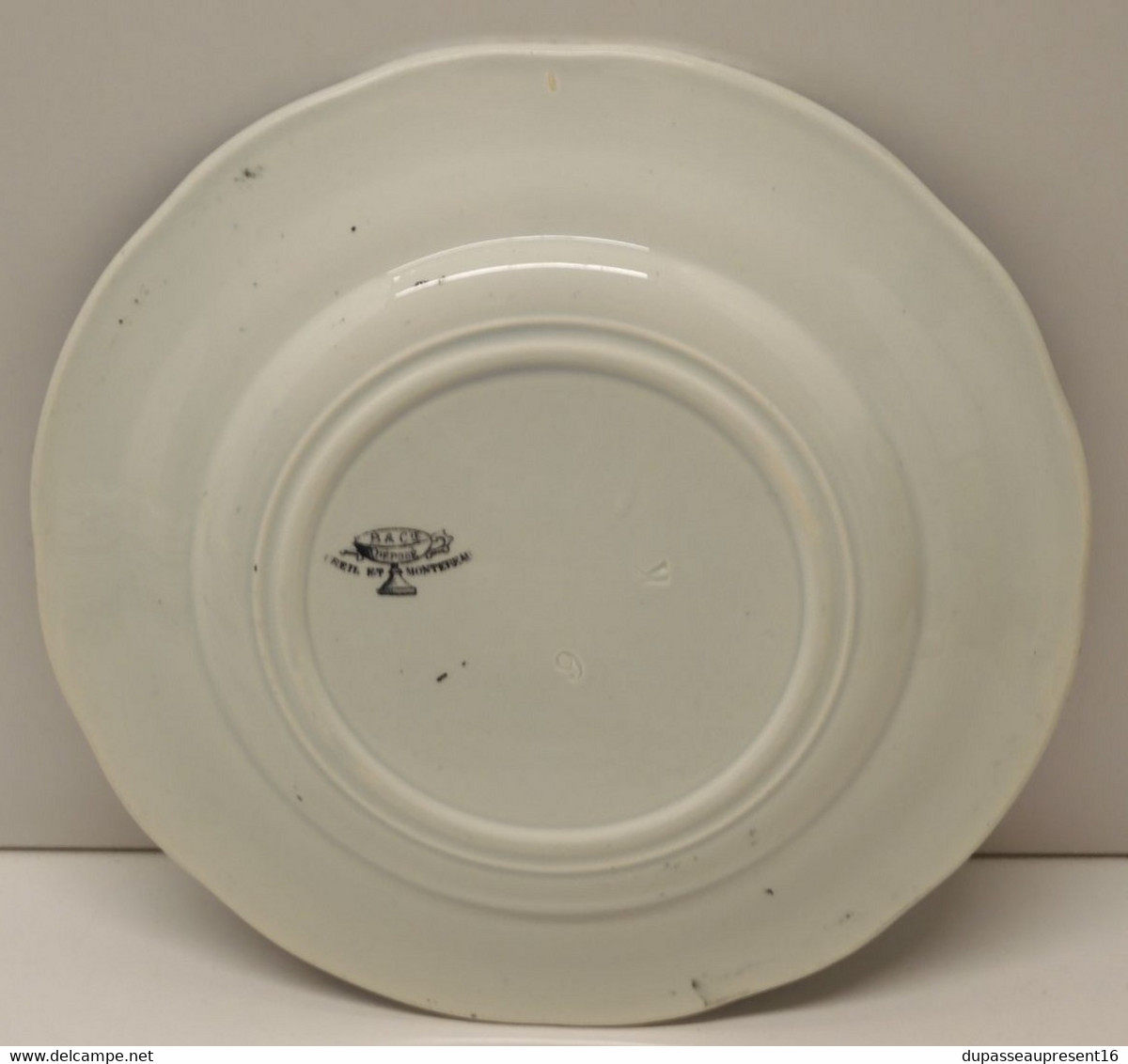 *PETITE ASSIETTE CERAMIQUE CREIL & MONTEREAU EXPOSITION UNIVERSELLE 1878 N° 4  E