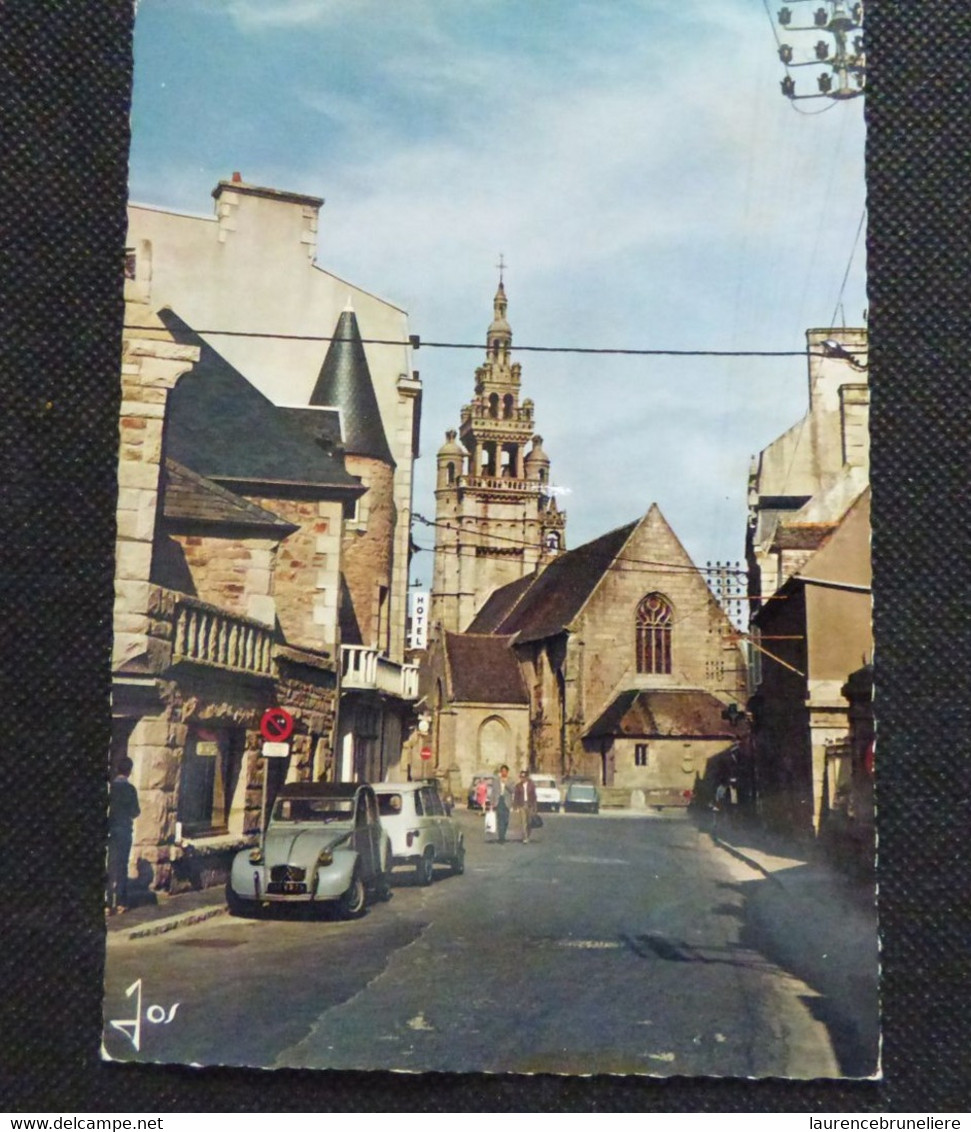 22 -  ROSCOFF (FINISTERE)  - VOITURES ANCIENNES  2 CV ET 4 L - PKW