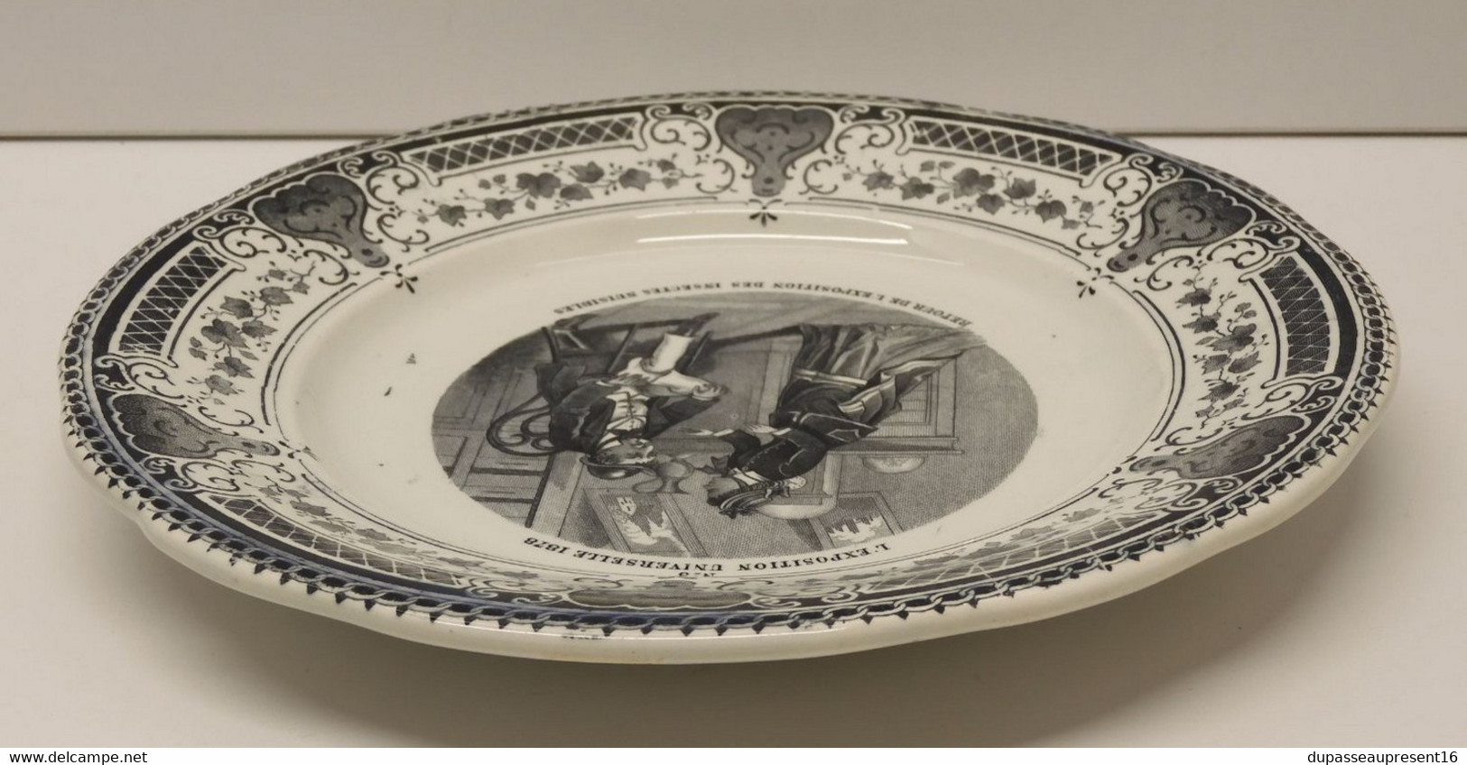 *PETITE ASSIETTE CERAMIQUE CREIL & MONTEREAU EXPOSITION UNIVERSELLE 1878 N° 3  E